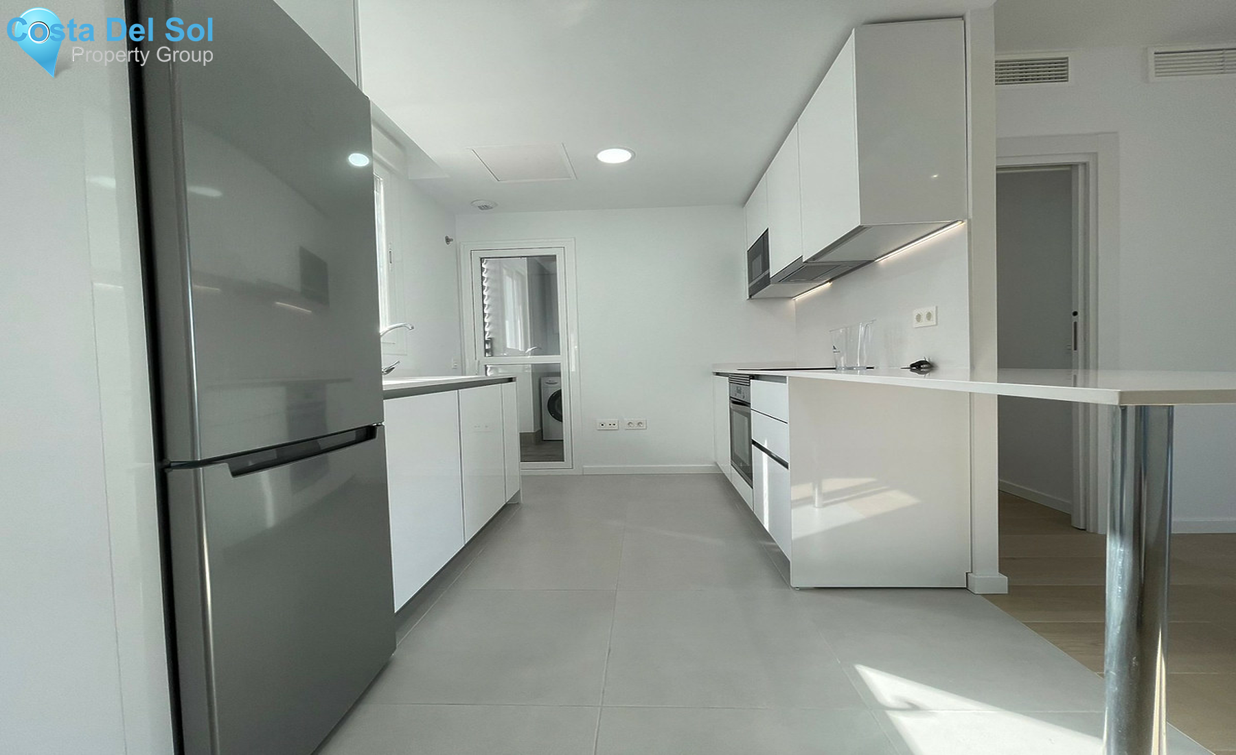 Middle Floor Apartment in Nueva Andalucía-1408937
