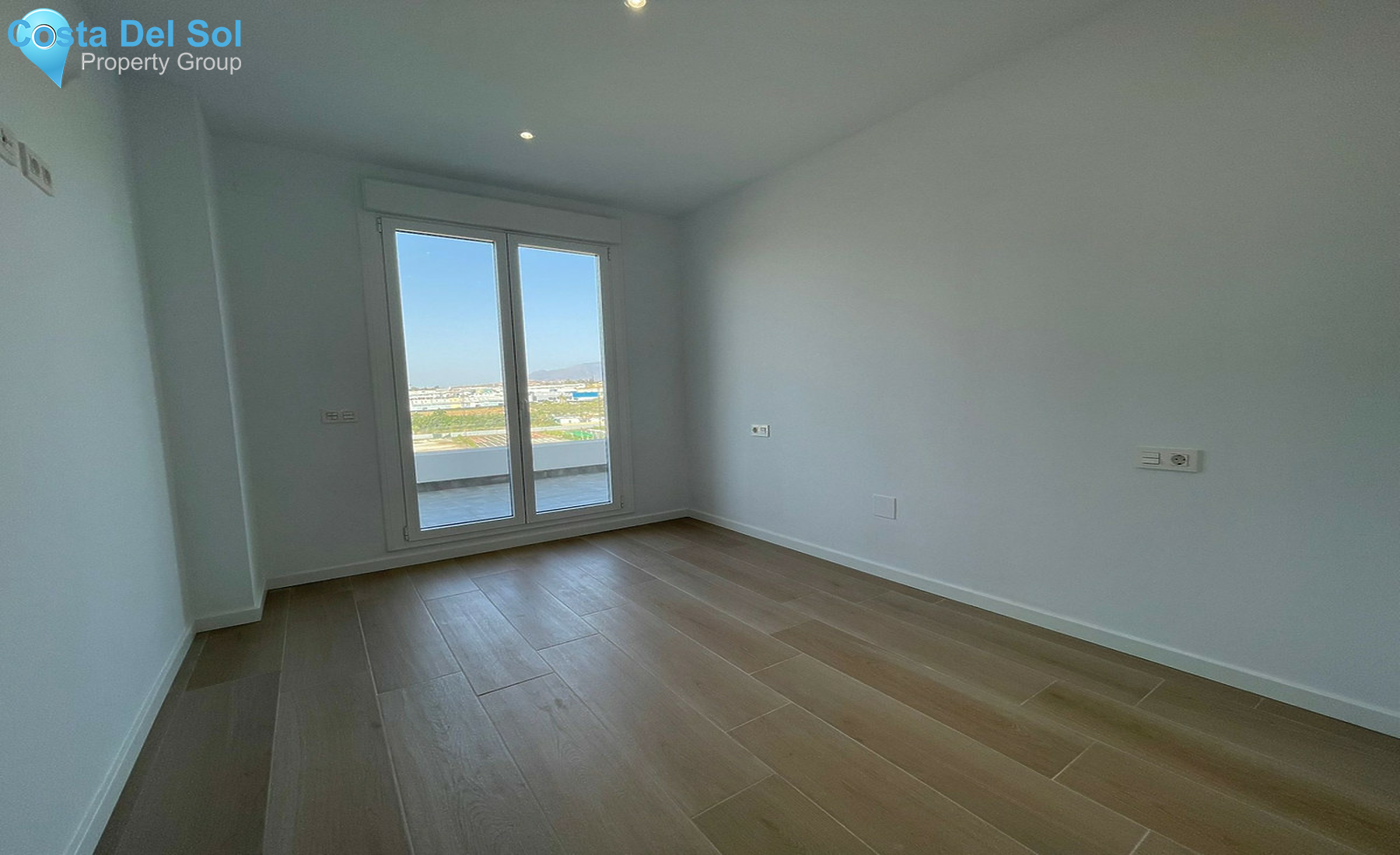 Middle Floor Apartment in Nueva Andalucía-1408939
