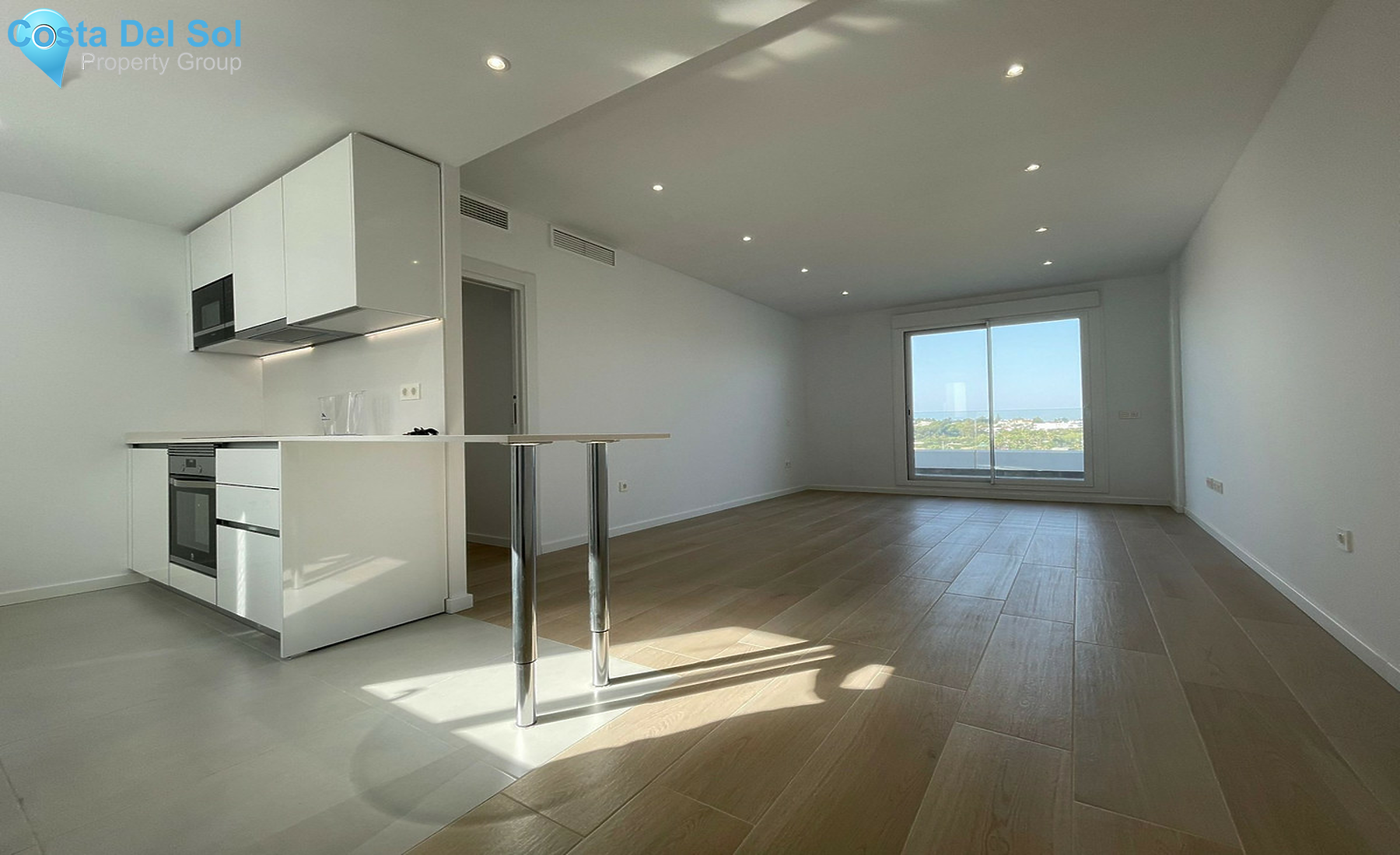 Middle Floor Apartment in Nueva Andalucía-1408942