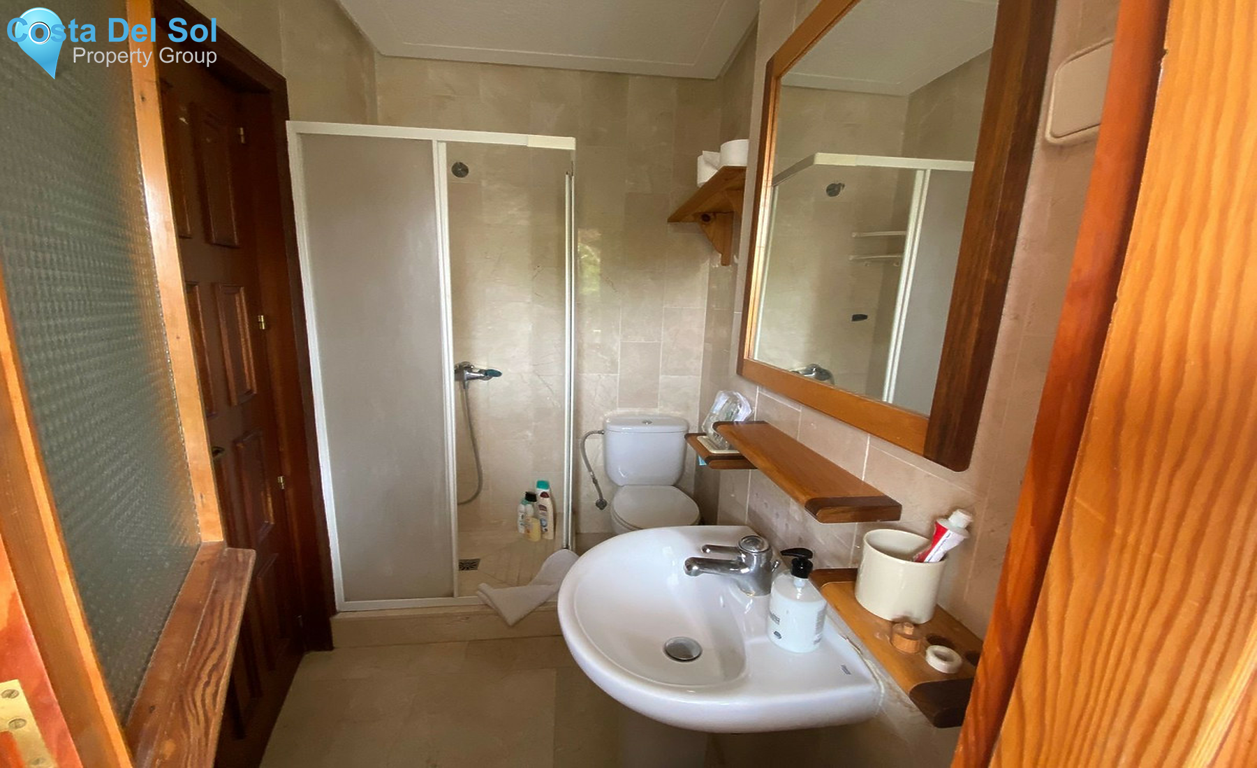 Middle Floor Apartment in Nueva Andalucía-1409462