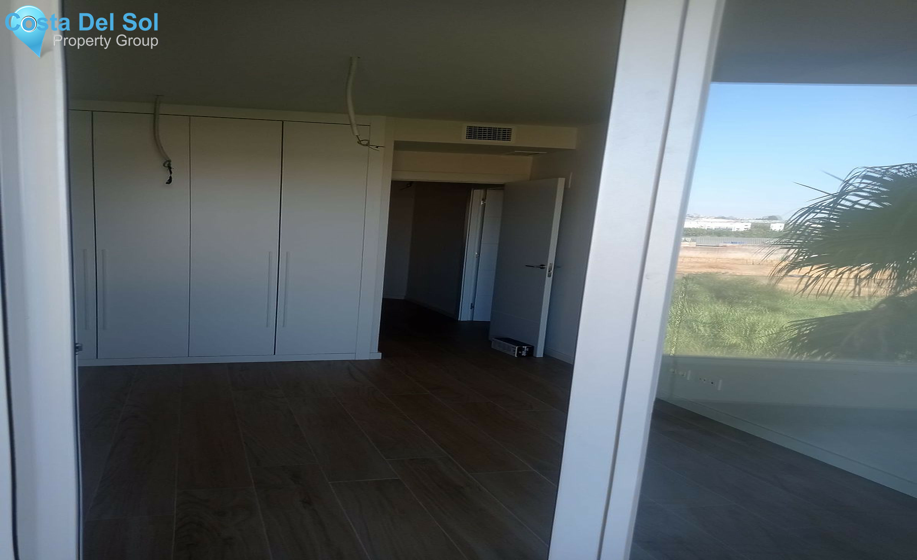 Middle Floor Apartment in Nueva Andalucía-1410033