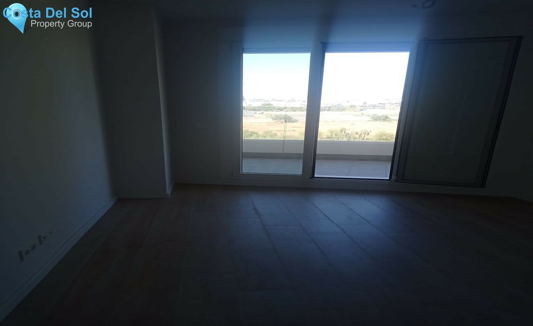 Middle Floor Apartment in Nueva Andalucía-1410034