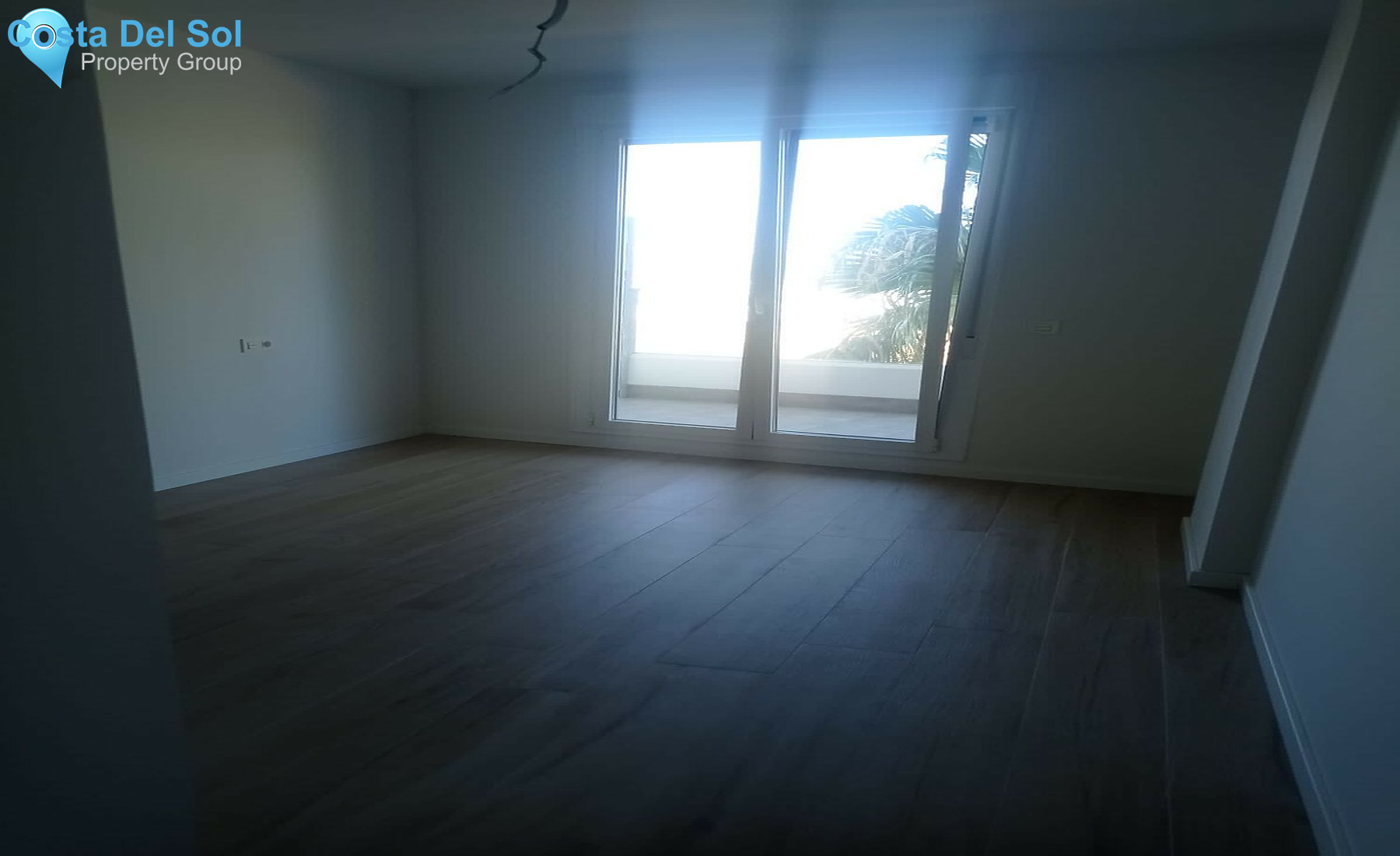 Middle Floor Apartment in Nueva Andalucía-1410035