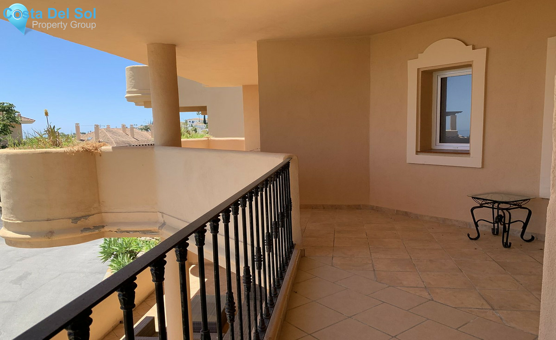 Middle Floor Apartment in Nueva Andalucía