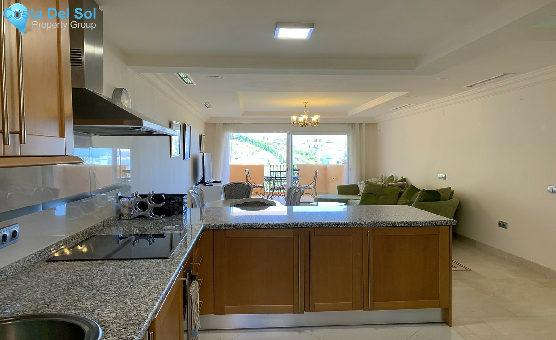 Middle Floor Apartment in Nueva Andalucía-1413048