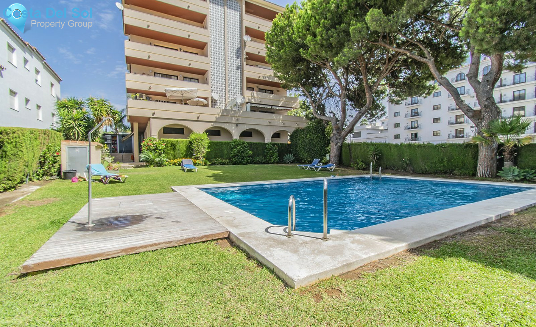 Middle Floor Apartment in Nueva Andalucía-1413249
