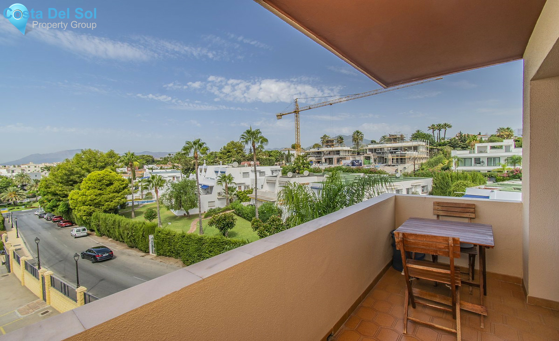 Middle Floor Apartment in Nueva Andalucía-1413264