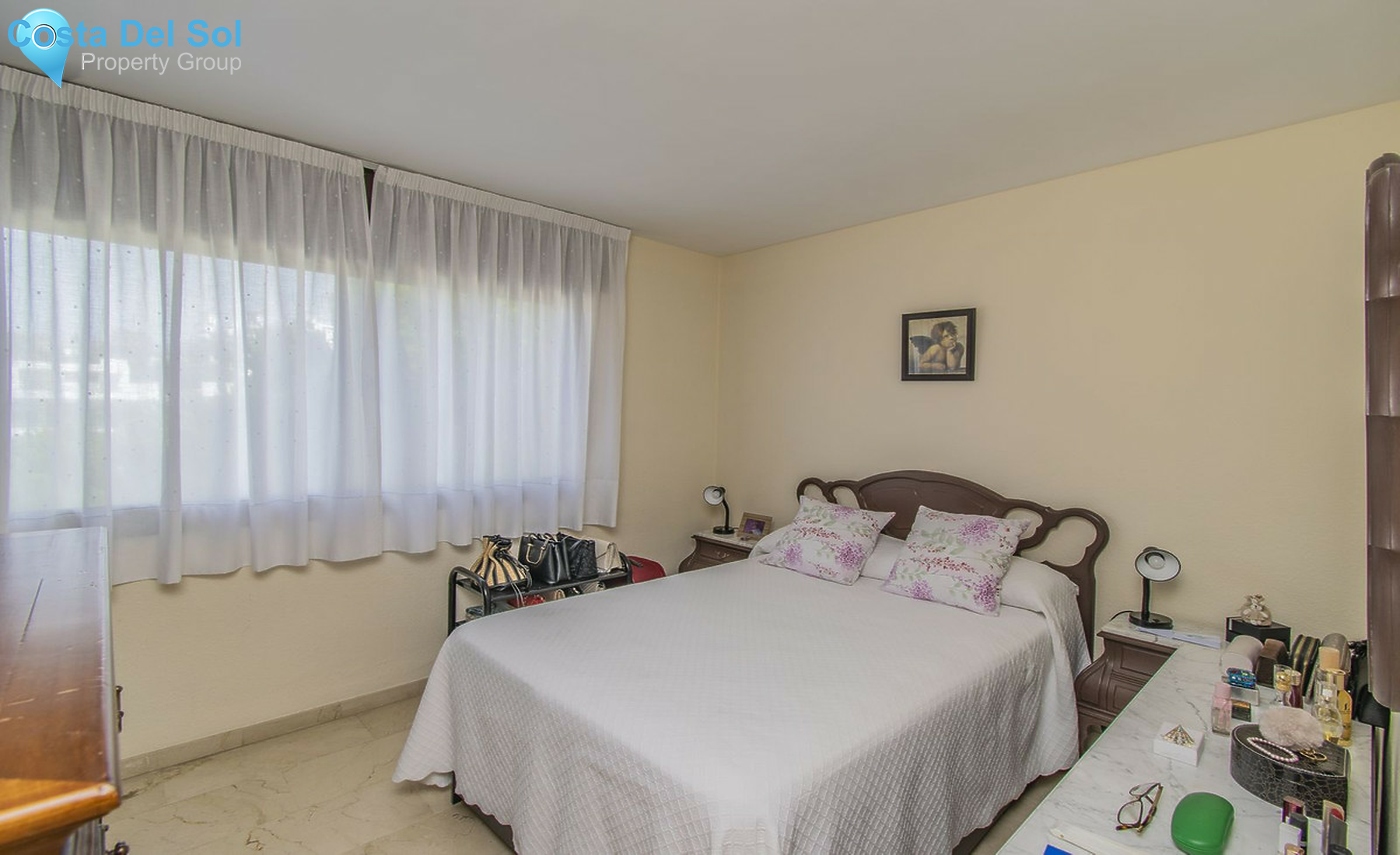 Middle Floor Apartment in Nueva Andalucía-1413252