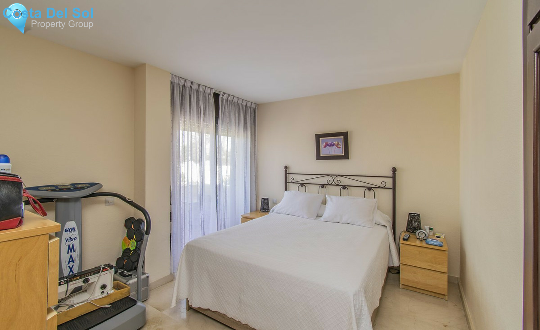 Middle Floor Apartment in Nueva Andalucía-1413255