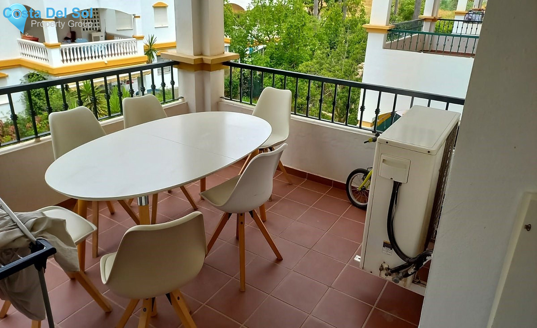 Middle Floor Apartment in Nueva Andalucía-1434093