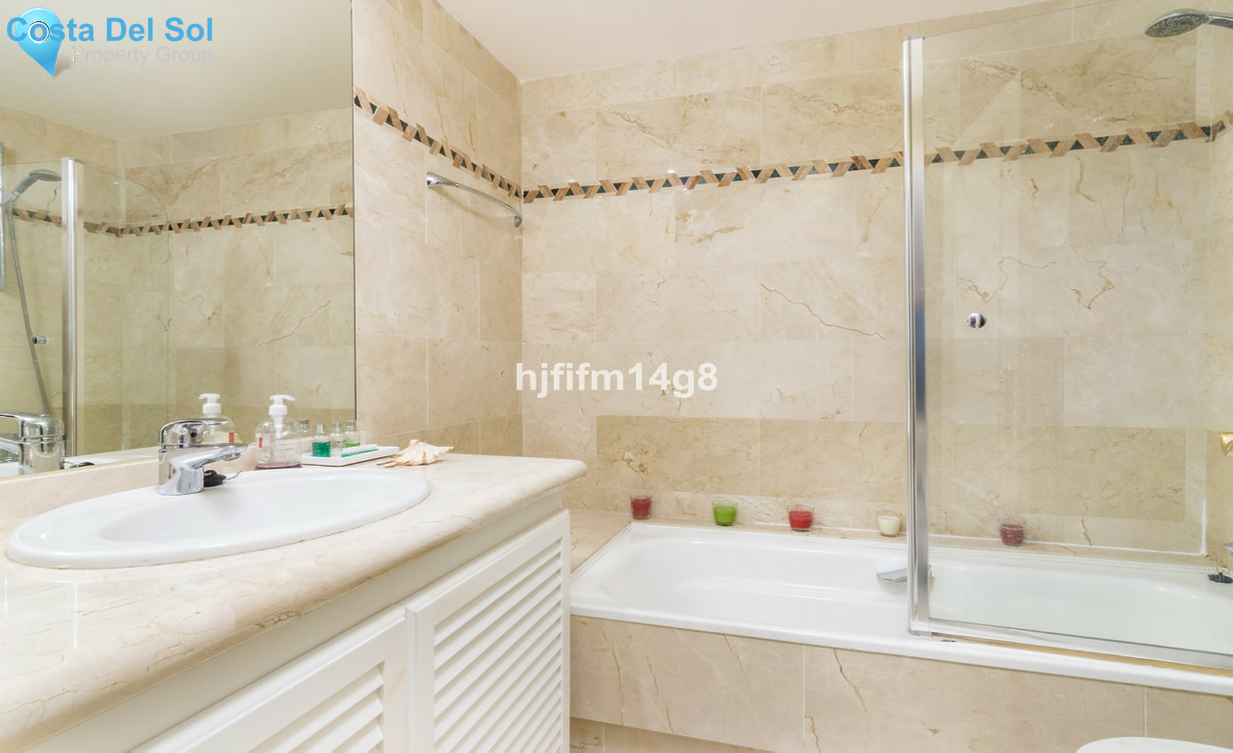 Middle Floor Apartment in Nueva Andalucía-1437634