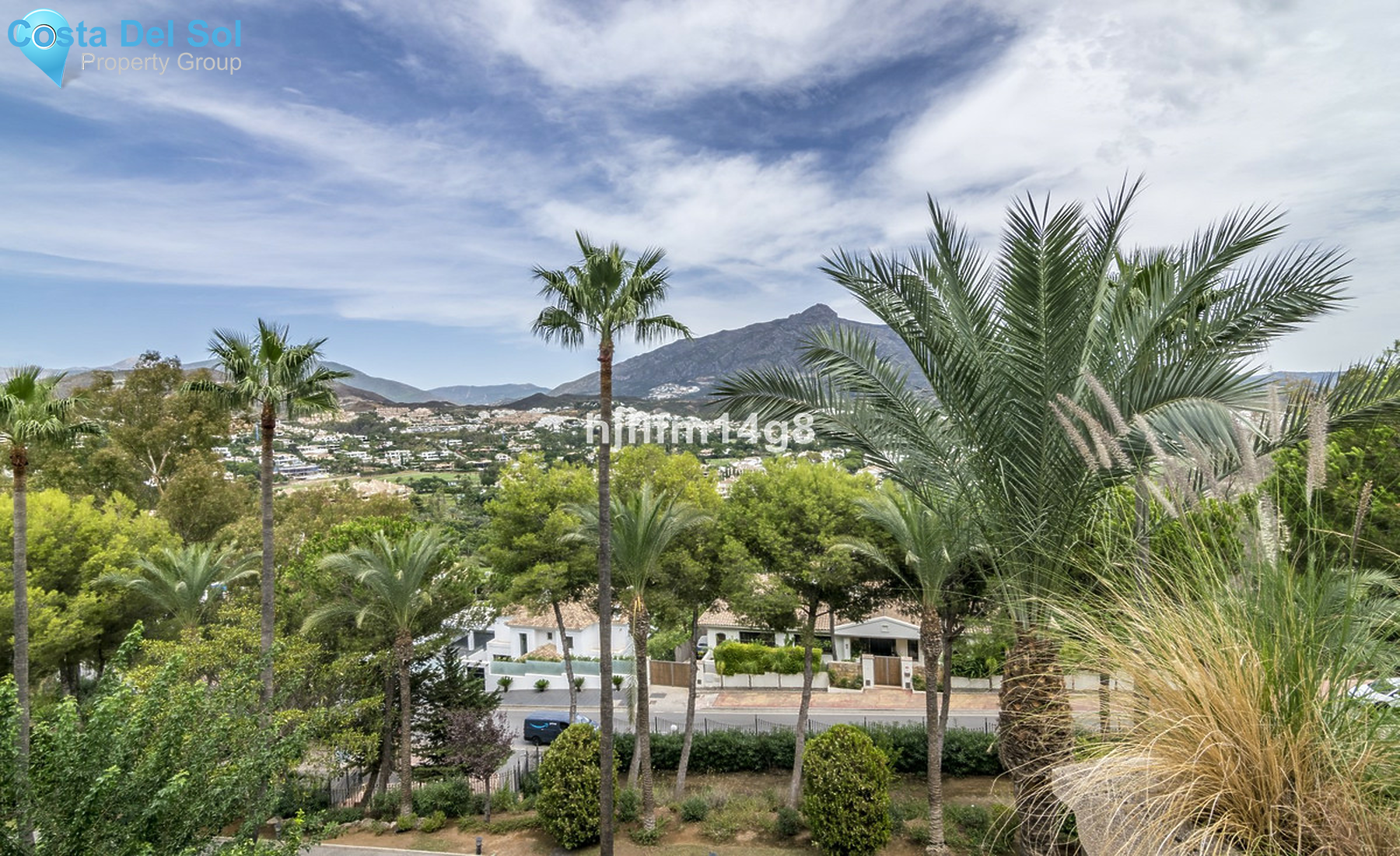 Middle Floor Apartment in Nueva Andalucía-1437638