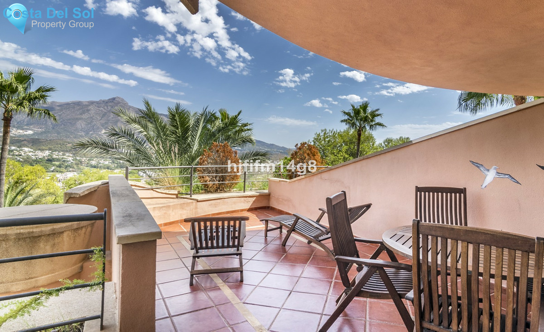 Middle Floor Apartment in Nueva Andalucía-1437641