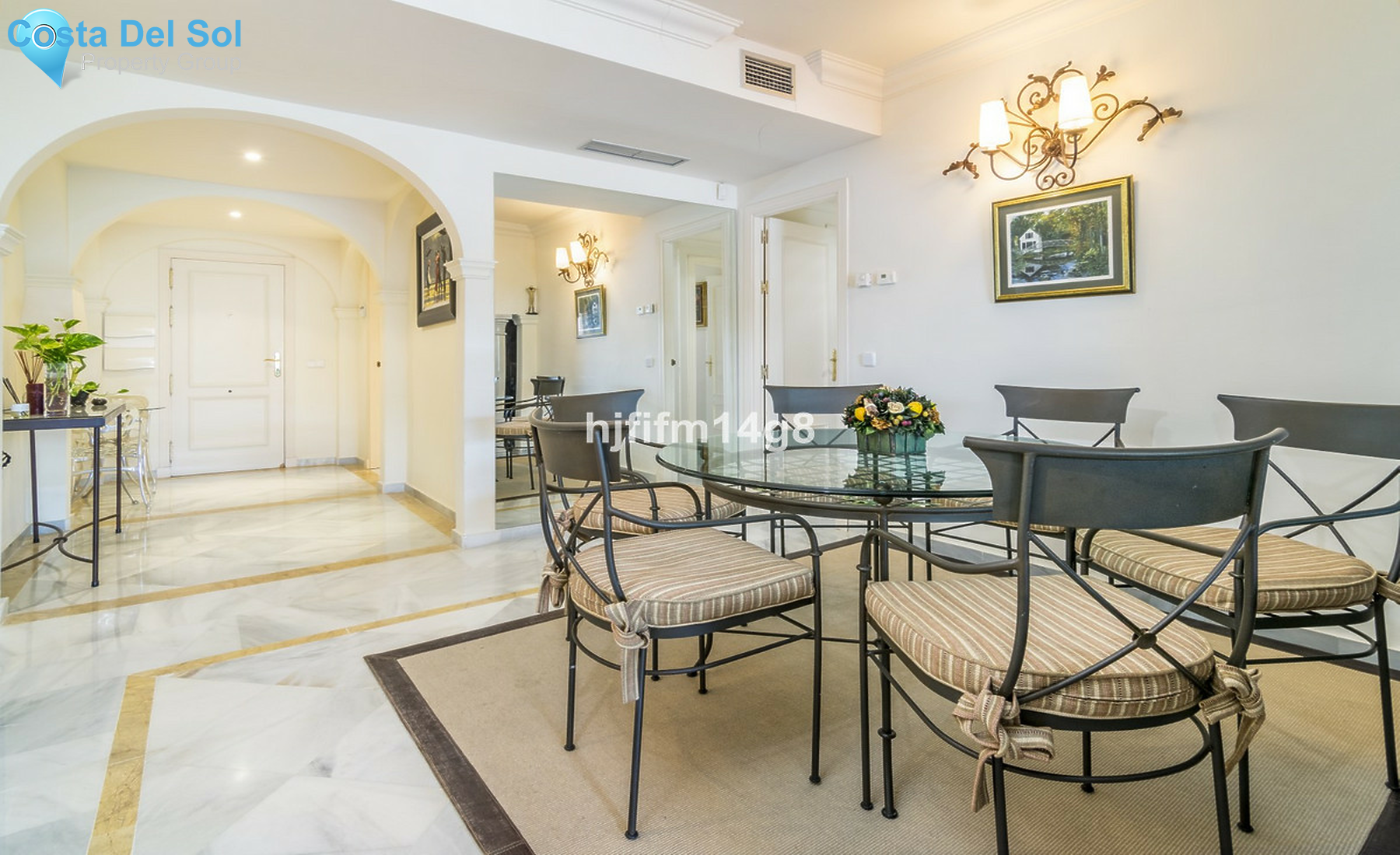 Middle Floor Apartment in Nueva Andalucía-1437628