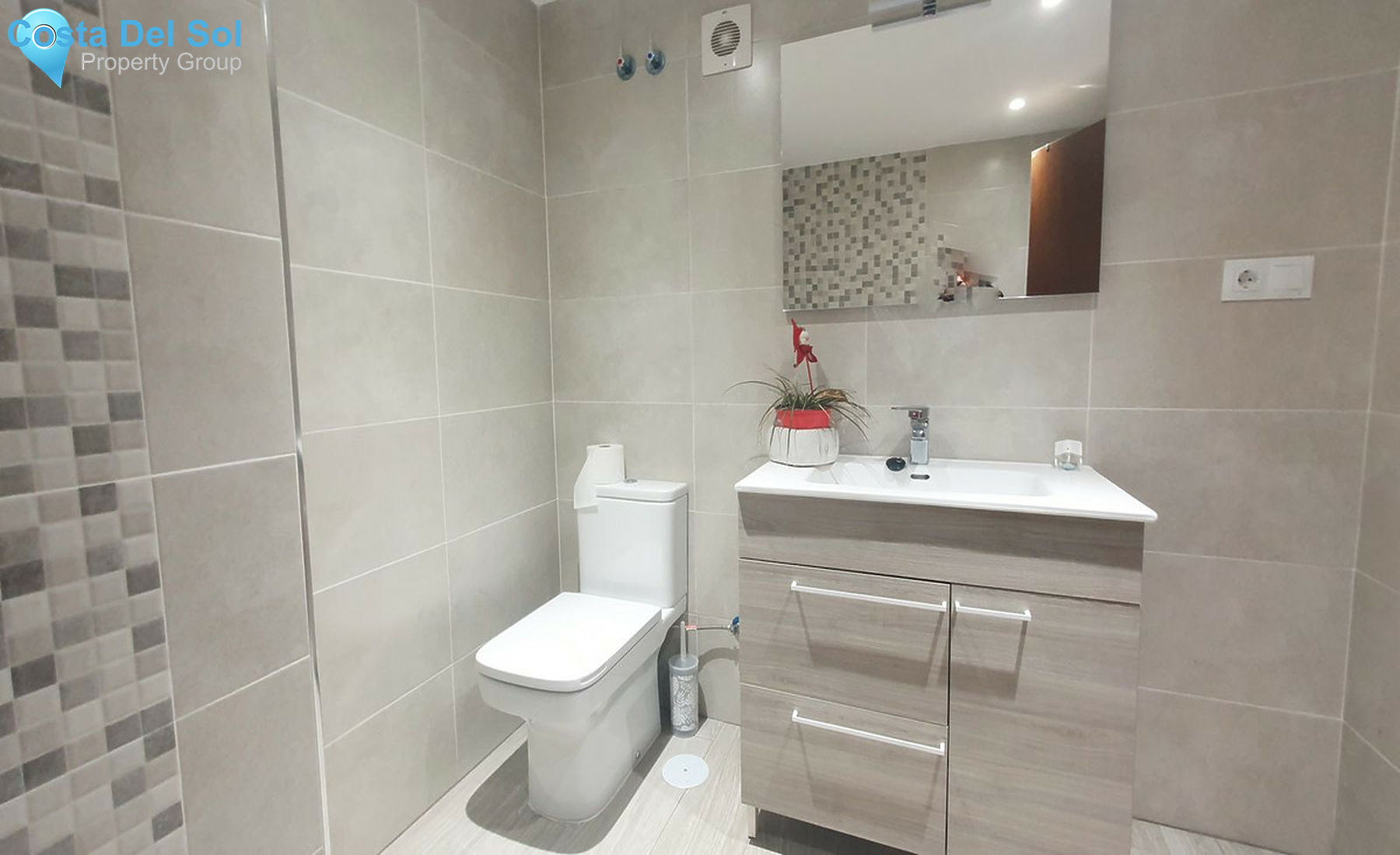 Middle Floor Apartment in Nueva Andalucía-1438096