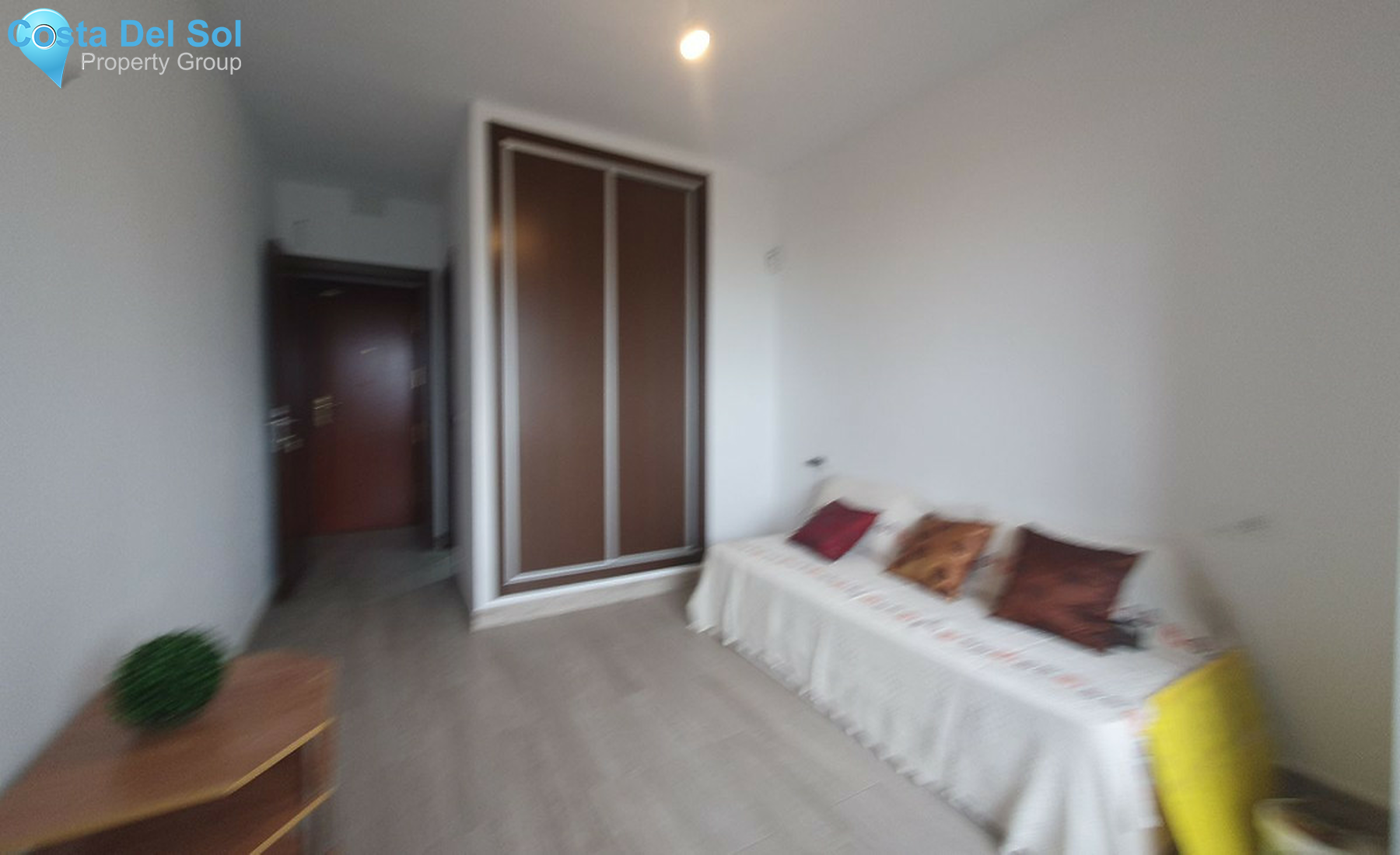 Middle Floor Apartment in Nueva Andalucía-1438094