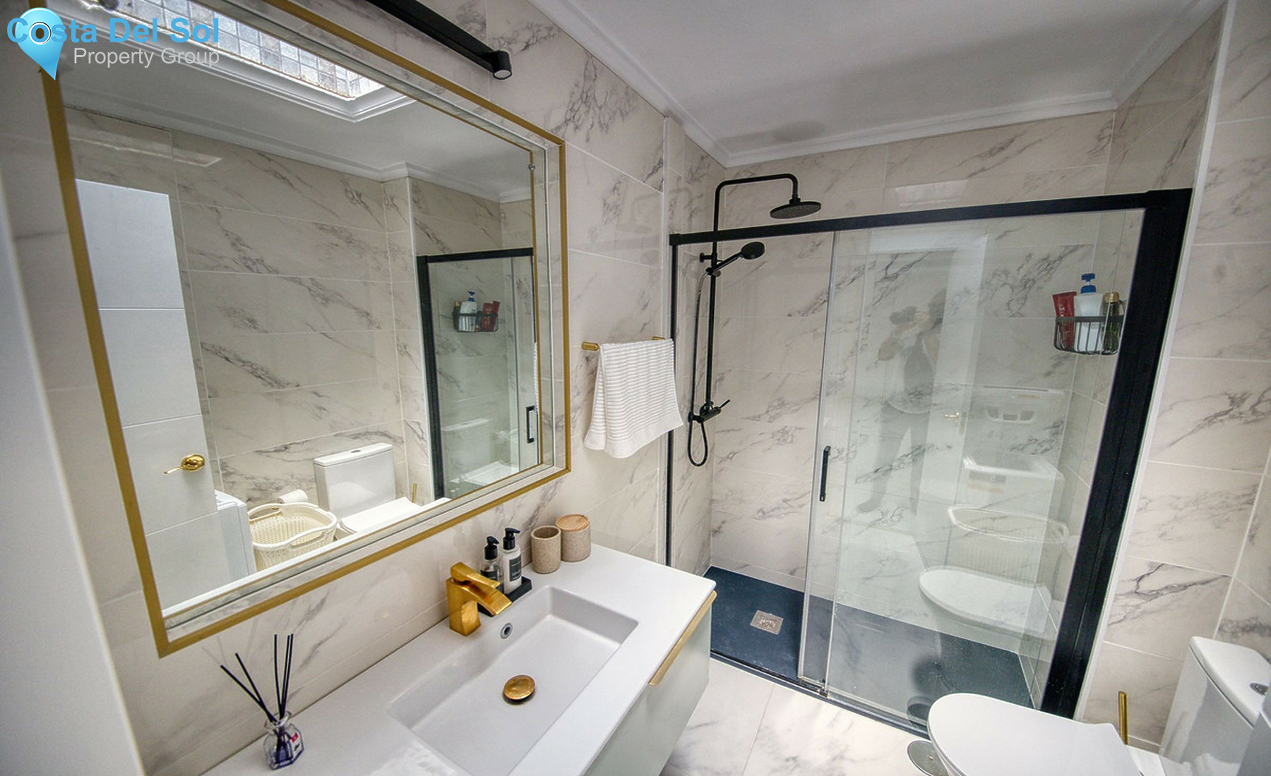 Middle Floor Apartment in Nueva Andalucía-1455513