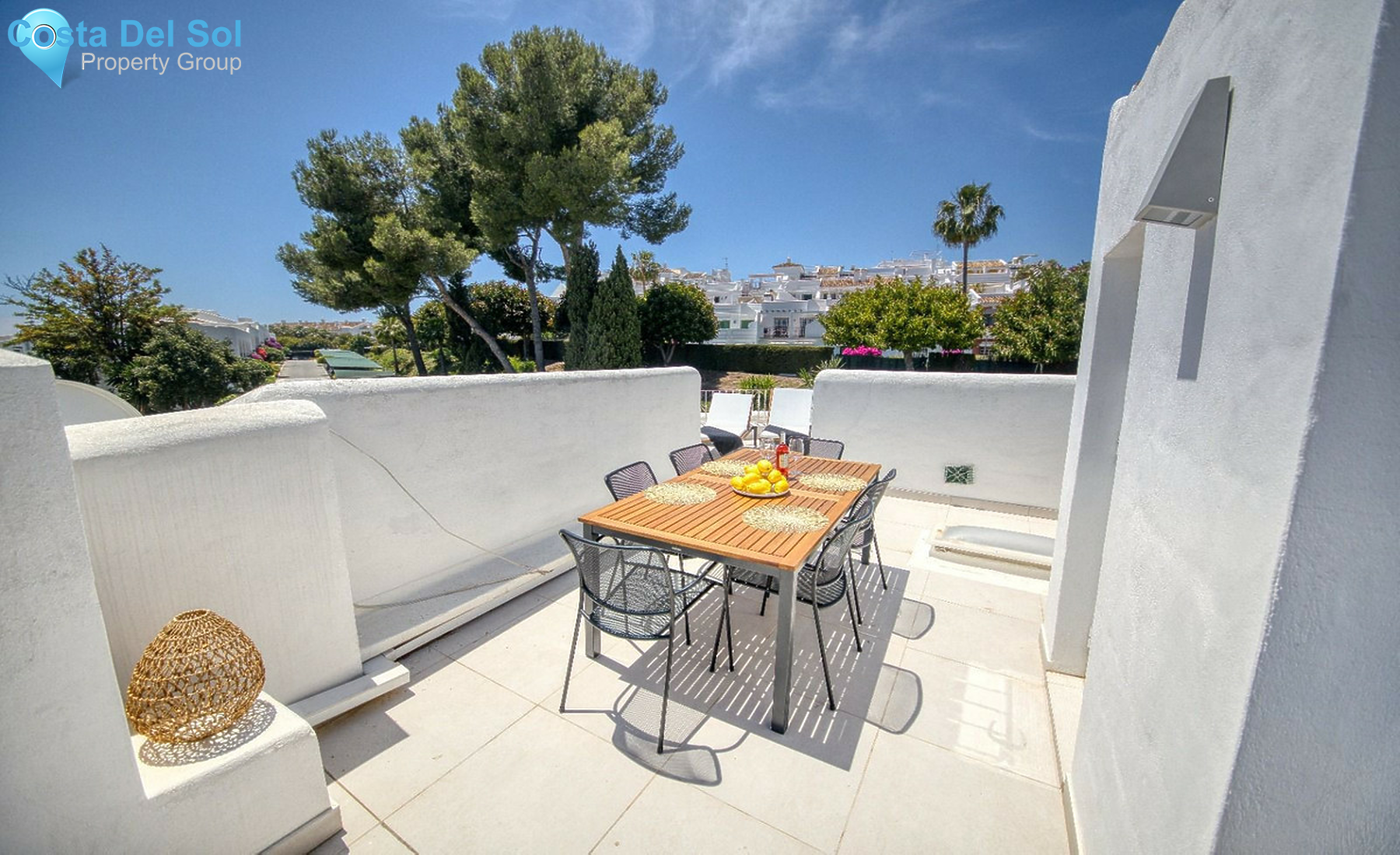Middle Floor Apartment in Nueva Andalucía-1455515