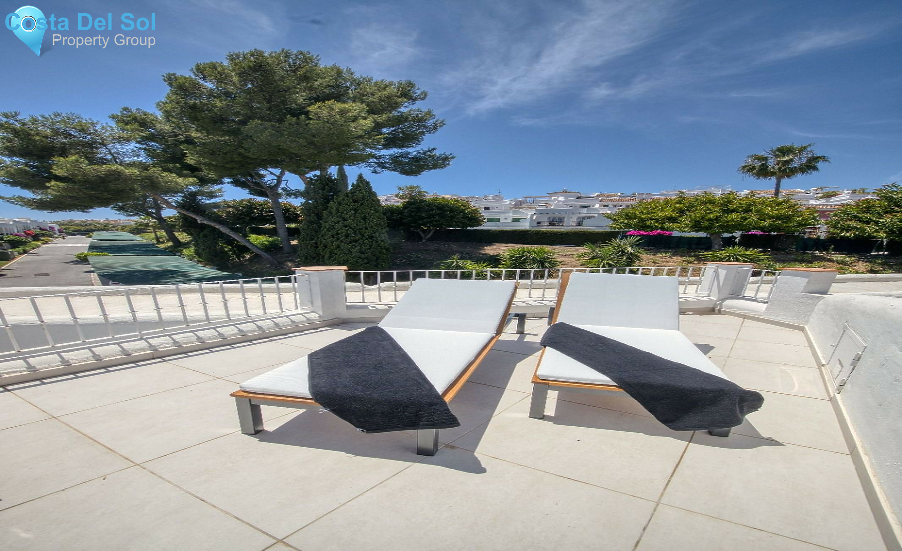 Middle Floor Apartment in Nueva Andalucía-1455518