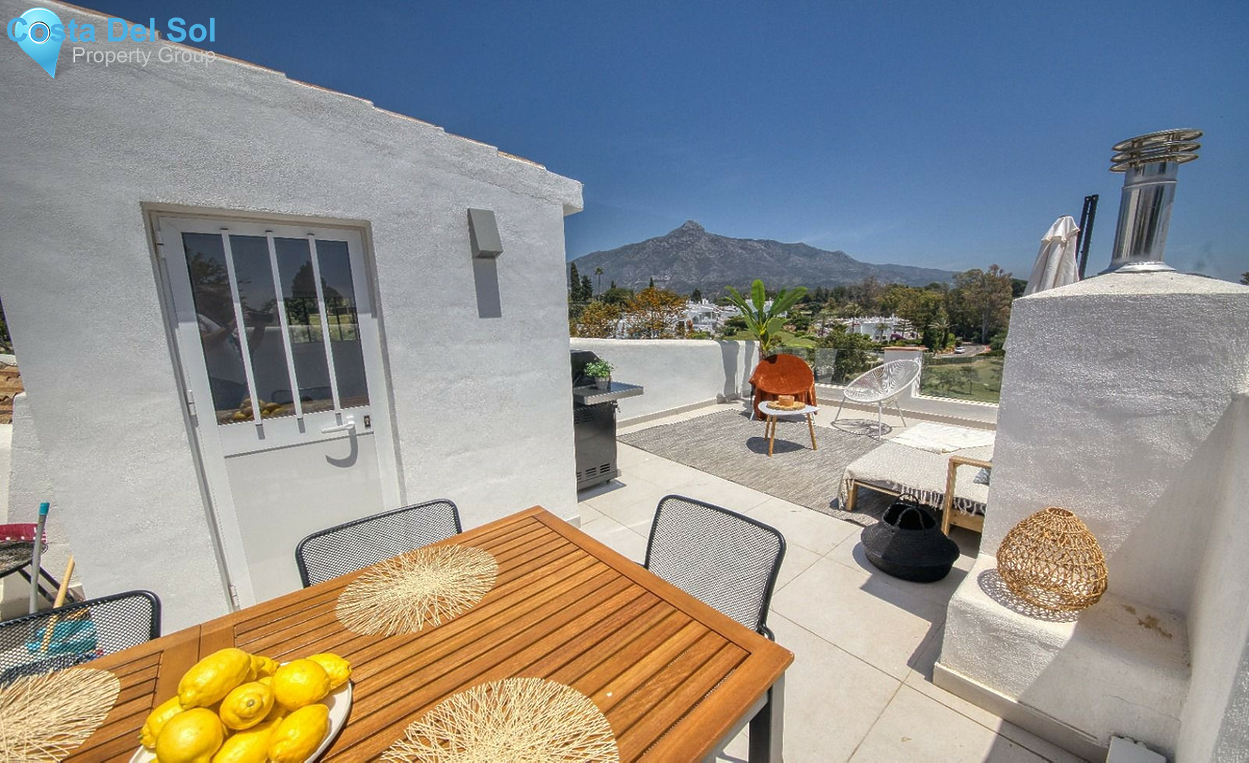 Middle Floor Apartment in Nueva Andalucía-1455502