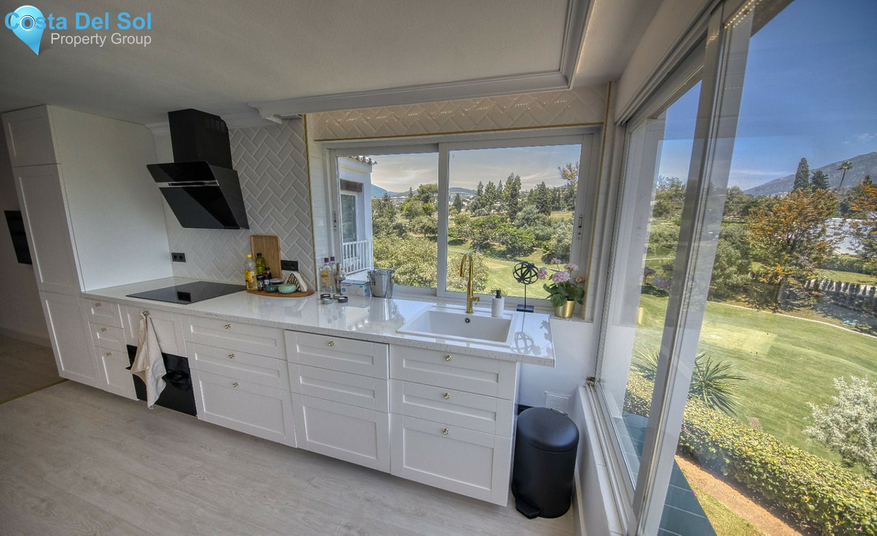 Middle Floor Apartment in Nueva Andalucía-1455508