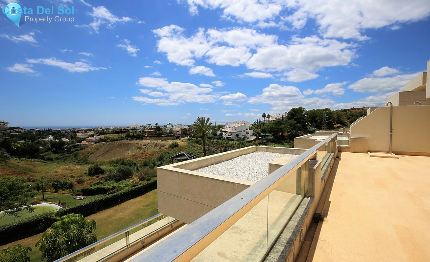 Middle Floor Apartment in Nueva Andalucía-1458143
