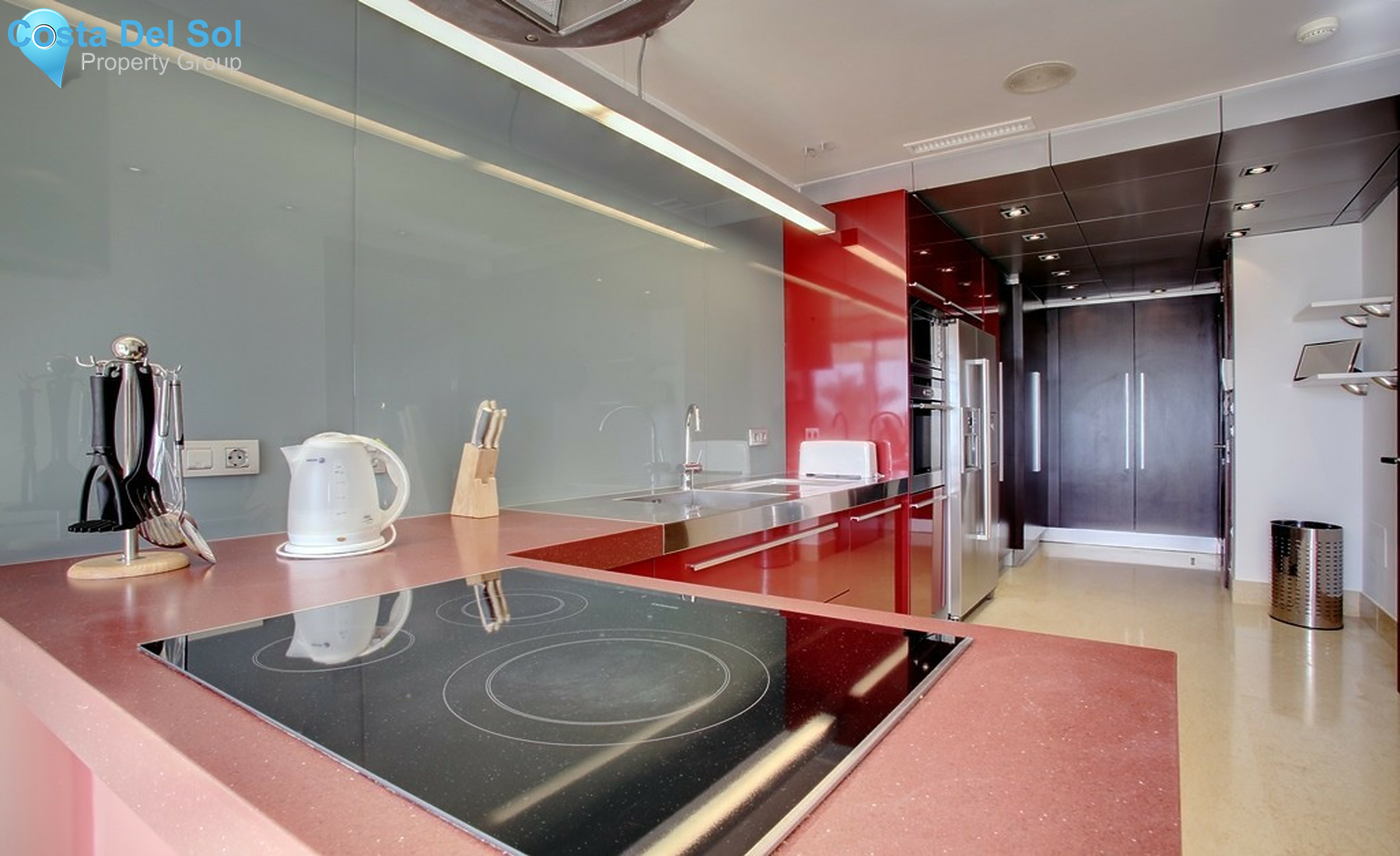 Middle Floor Apartment in Nueva Andalucía-1458126