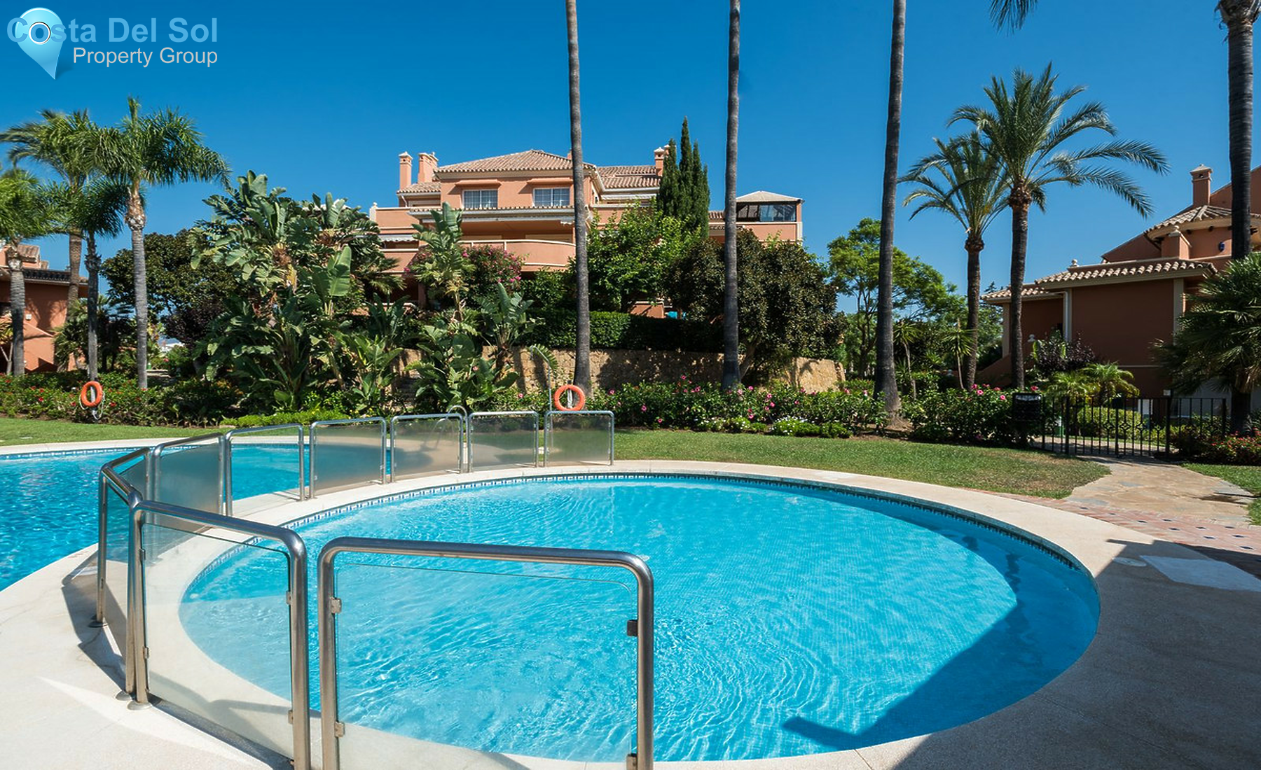 Middle Floor Apartment in Nueva Andalucía-1462370