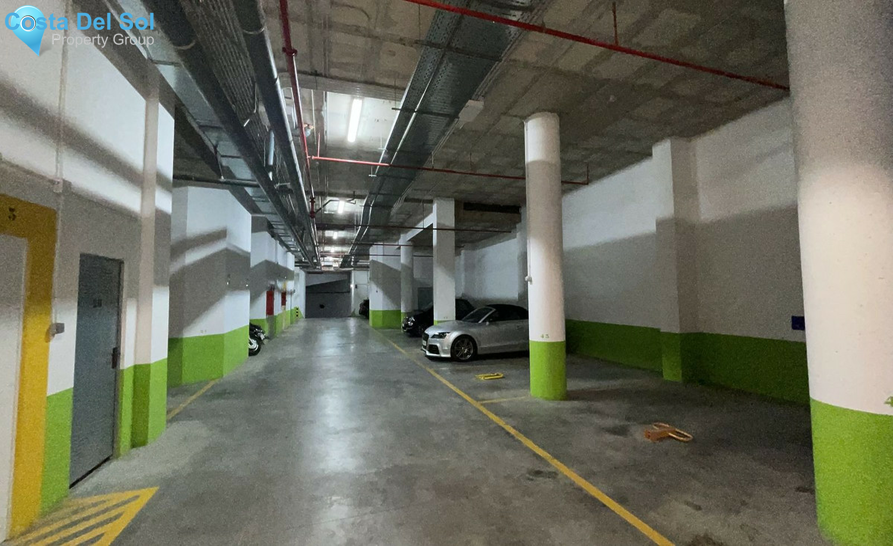 Middle Floor Apartment in Nueva Andalucía-1502289