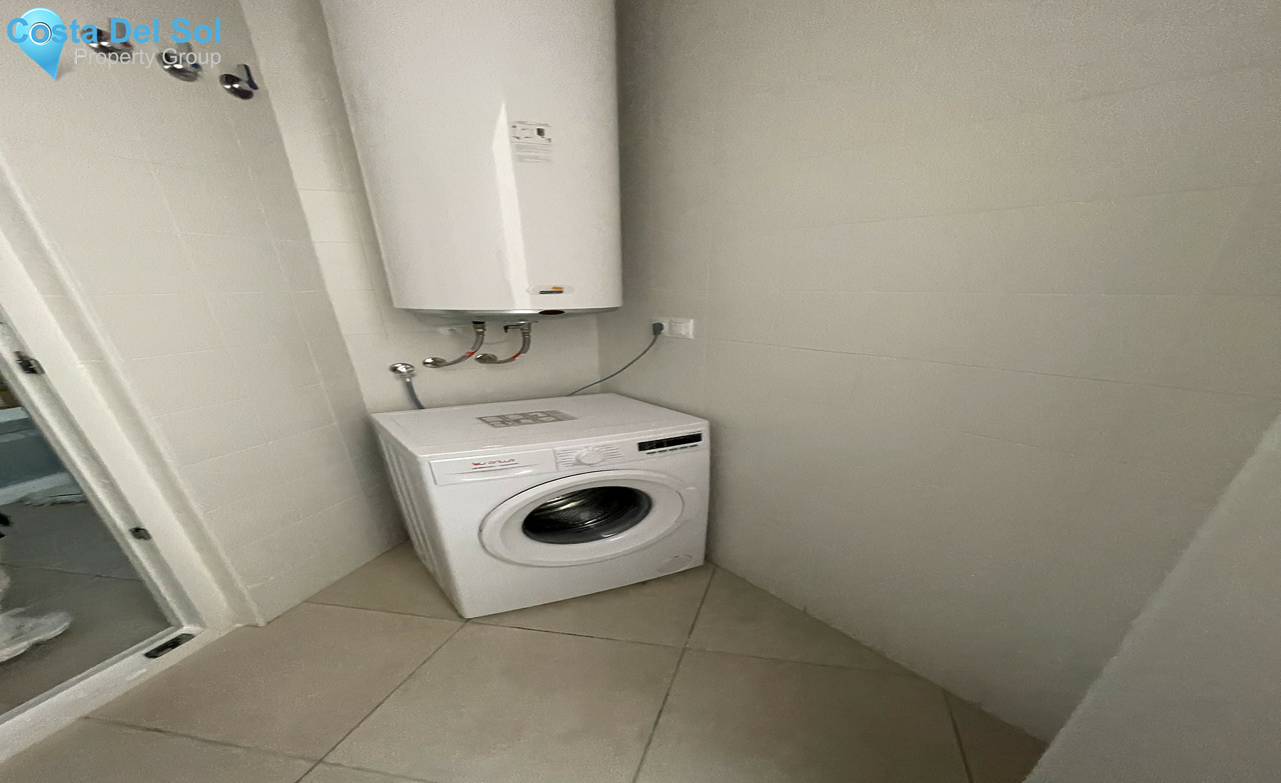 Middle Floor Apartment in Nueva Andalucía-1510790