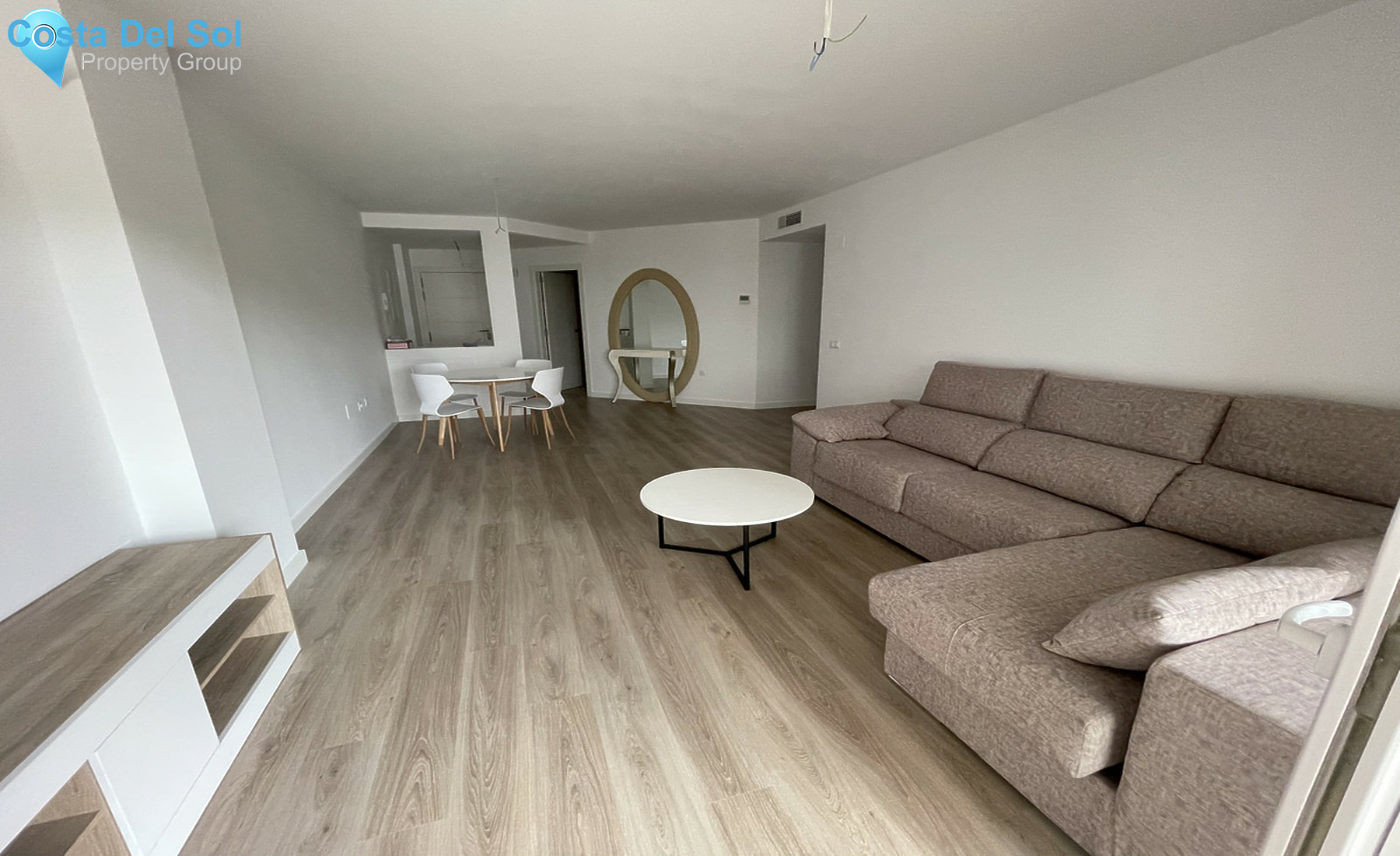 Middle Floor Apartment in Nueva Andalucía-1510794