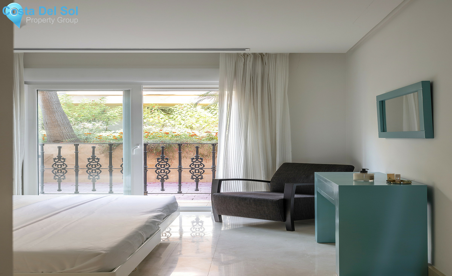 Middle Floor Apartment in Nueva Andalucía-1526236