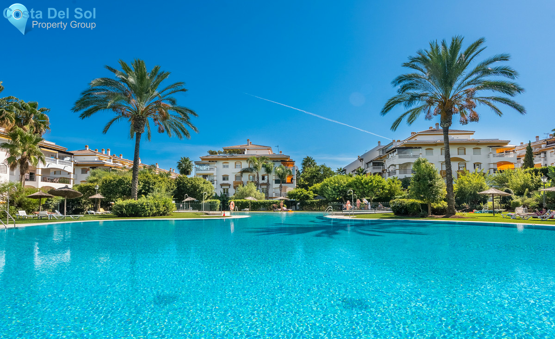 Middle Floor Apartment in Nueva Andalucía-1529340