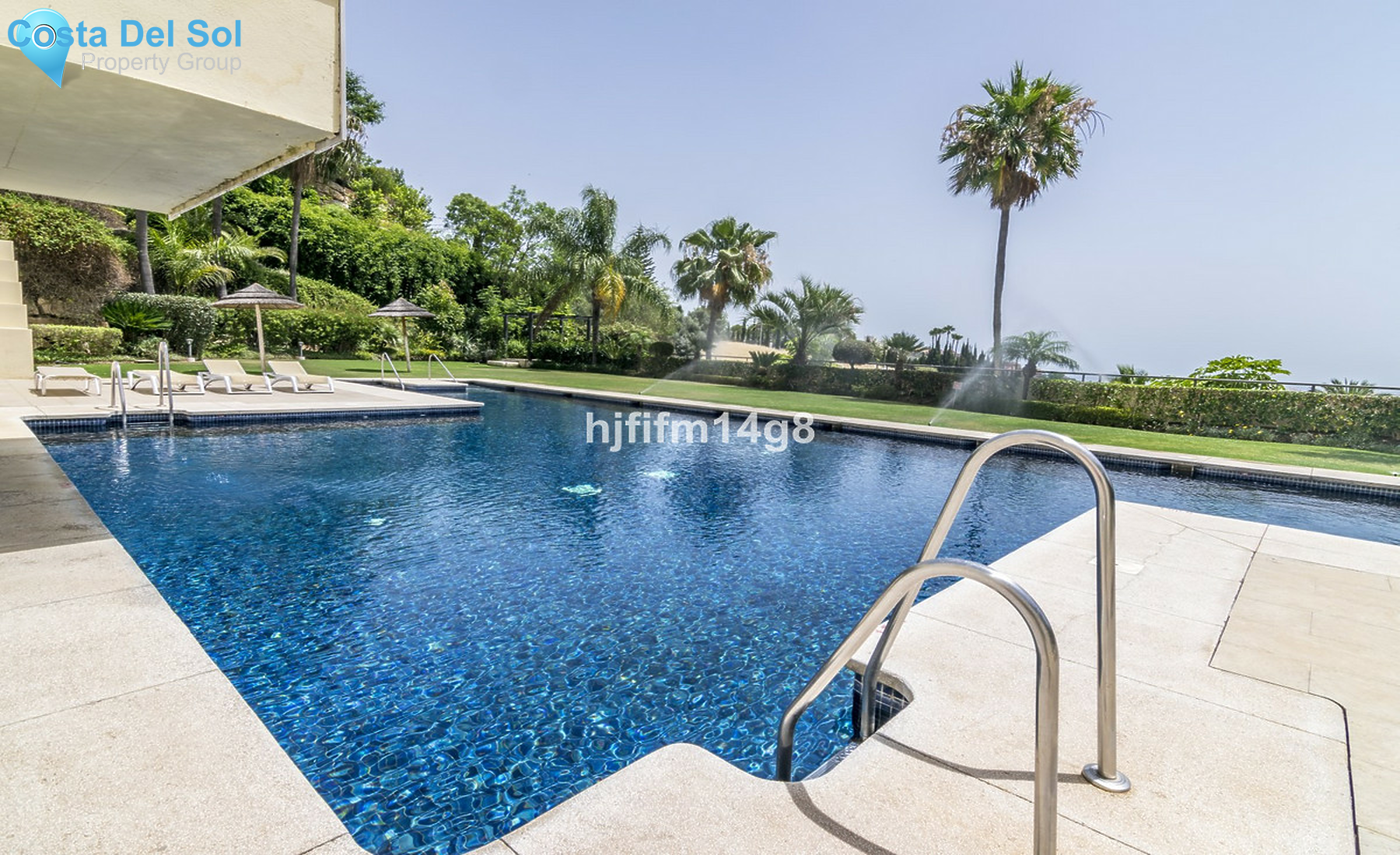 Middle Floor Apartment in Nueva Andalucía-1536460