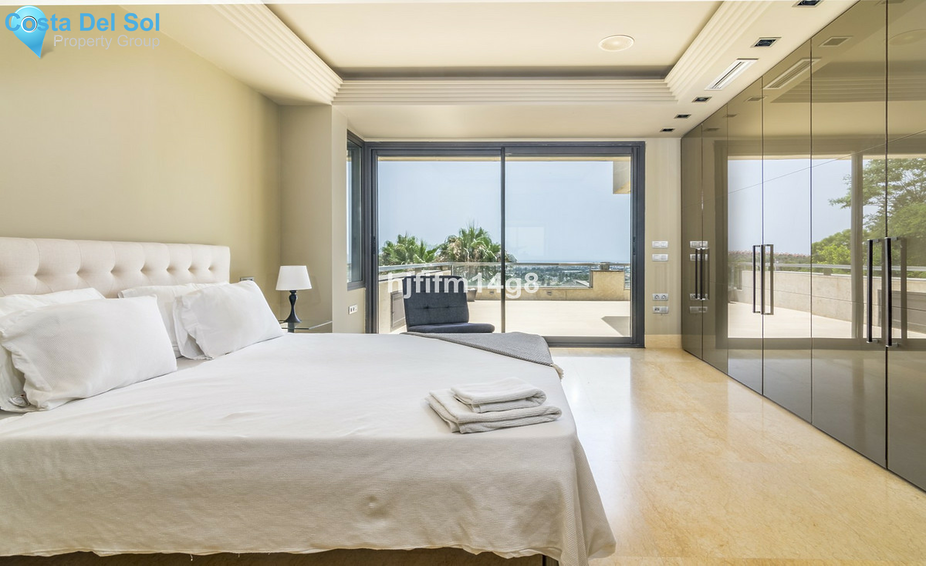 Middle Floor Apartment in Nueva Andalucía-1536454
