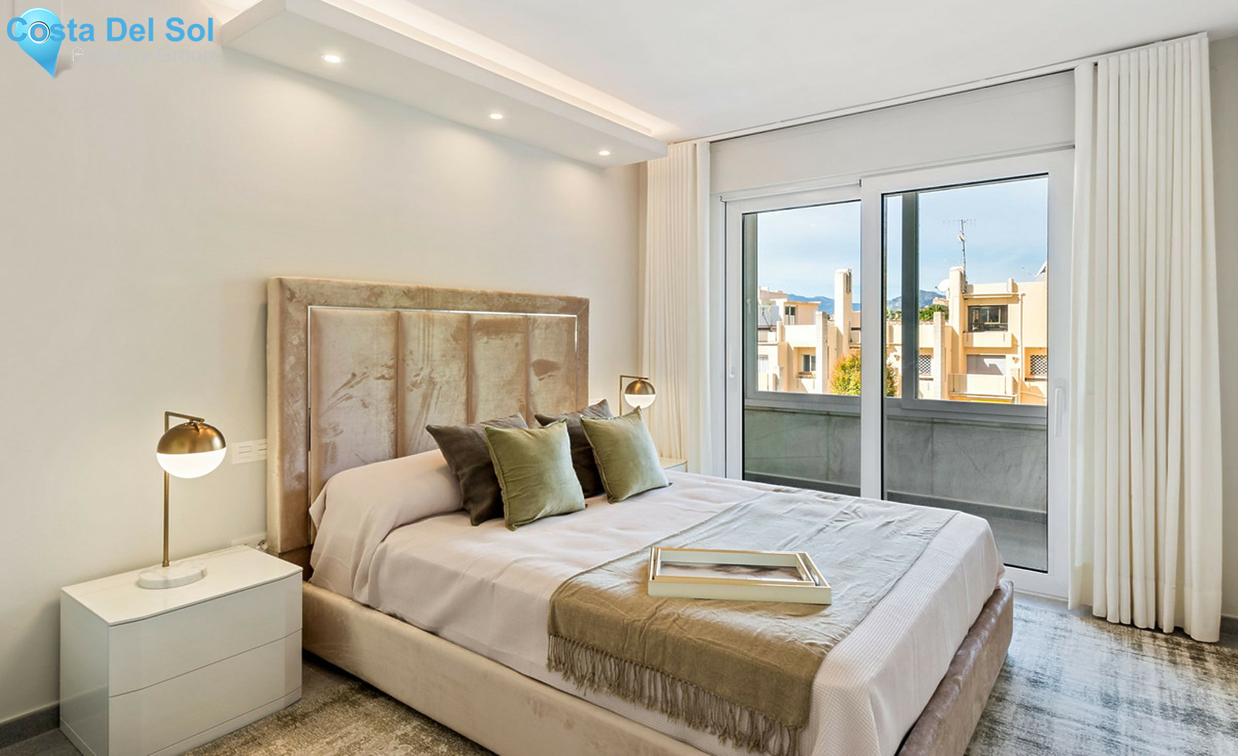 Middle Floor Apartment in Nueva Andalucía-1541996