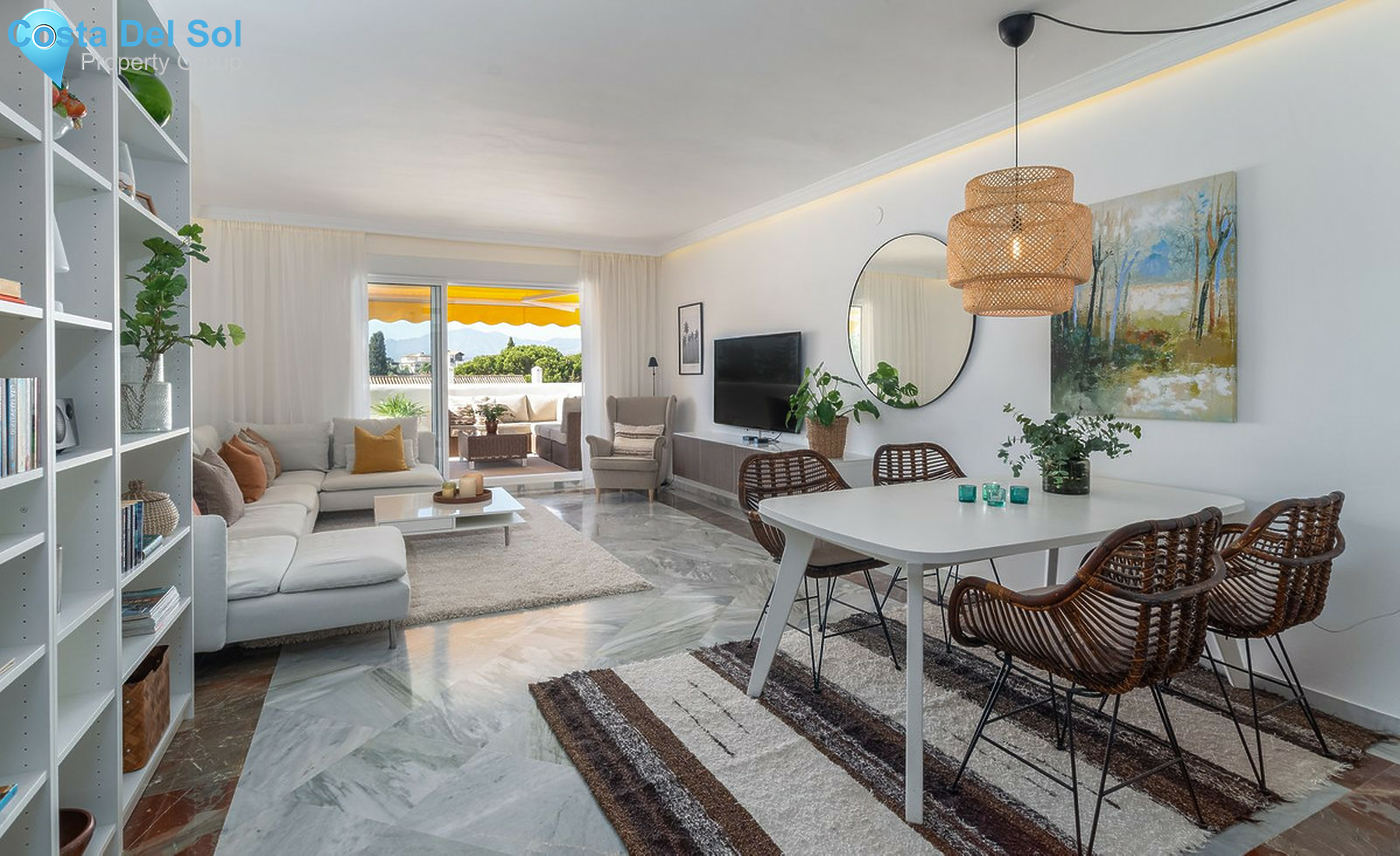 Middle Floor Apartment in Nueva Andalucía-1543689