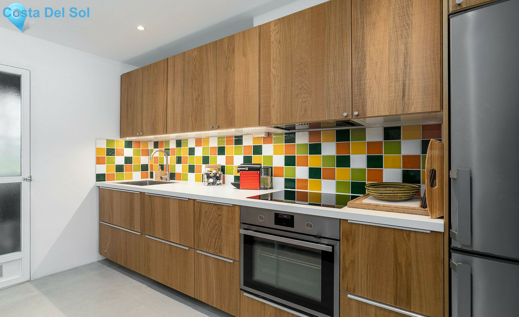 Middle Floor Apartment in Nueva Andalucía-1543695