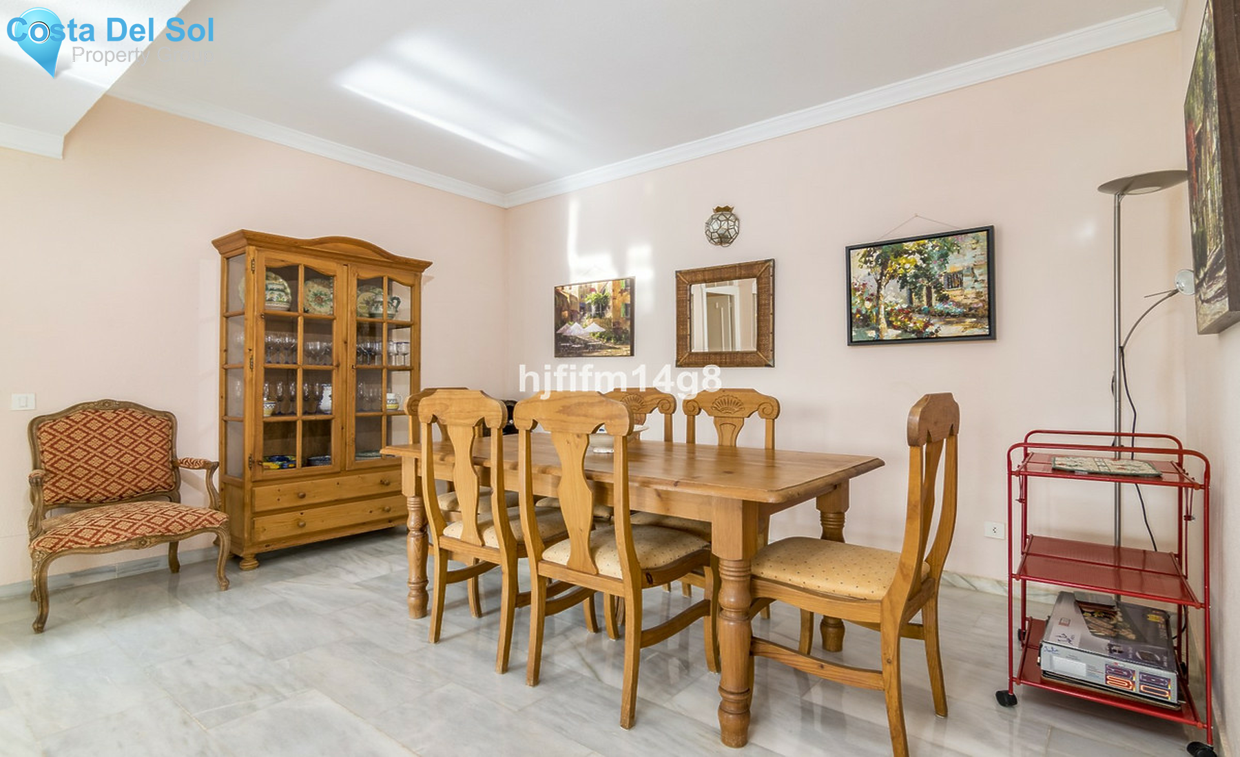 Middle Floor Apartment in Nueva Andalucía-1544062