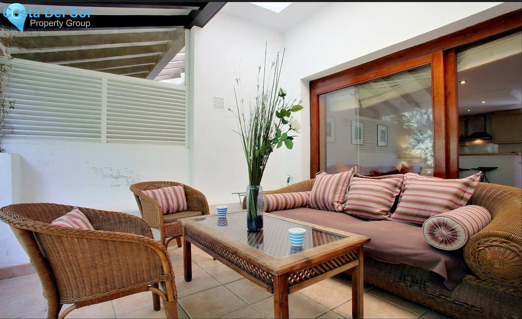 Middle Floor Apartment in Nueva Andalucía-1556605