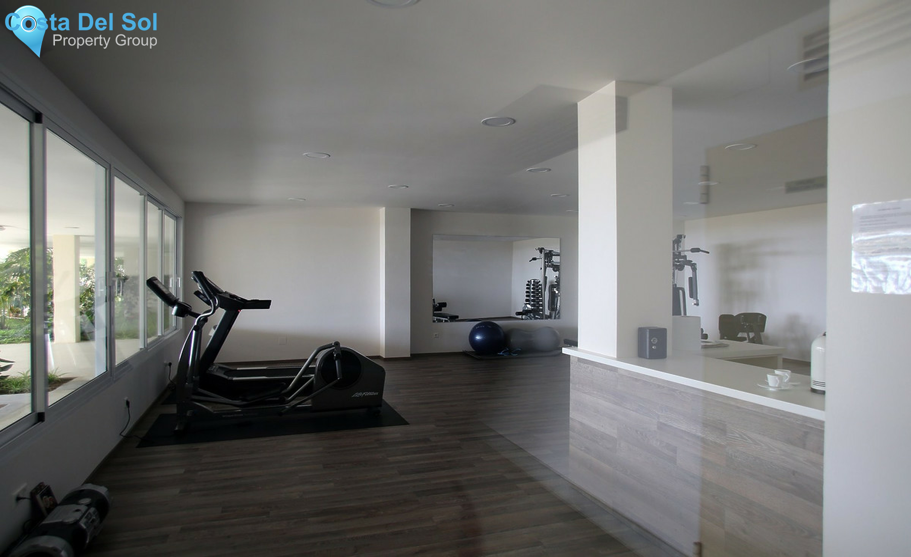 Middle Floor Apartment in Nueva Andalucía-1559699