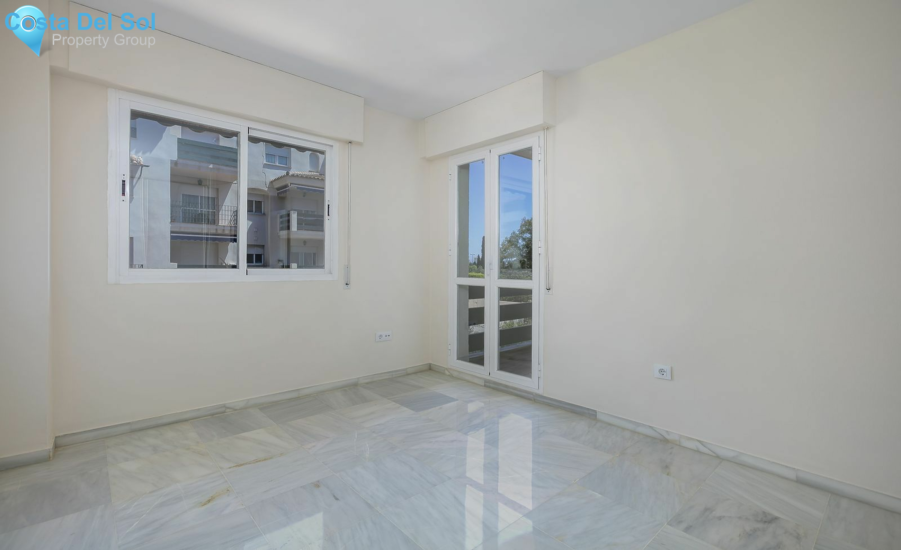 Middle Floor Apartment in Nueva Andalucía-1137514