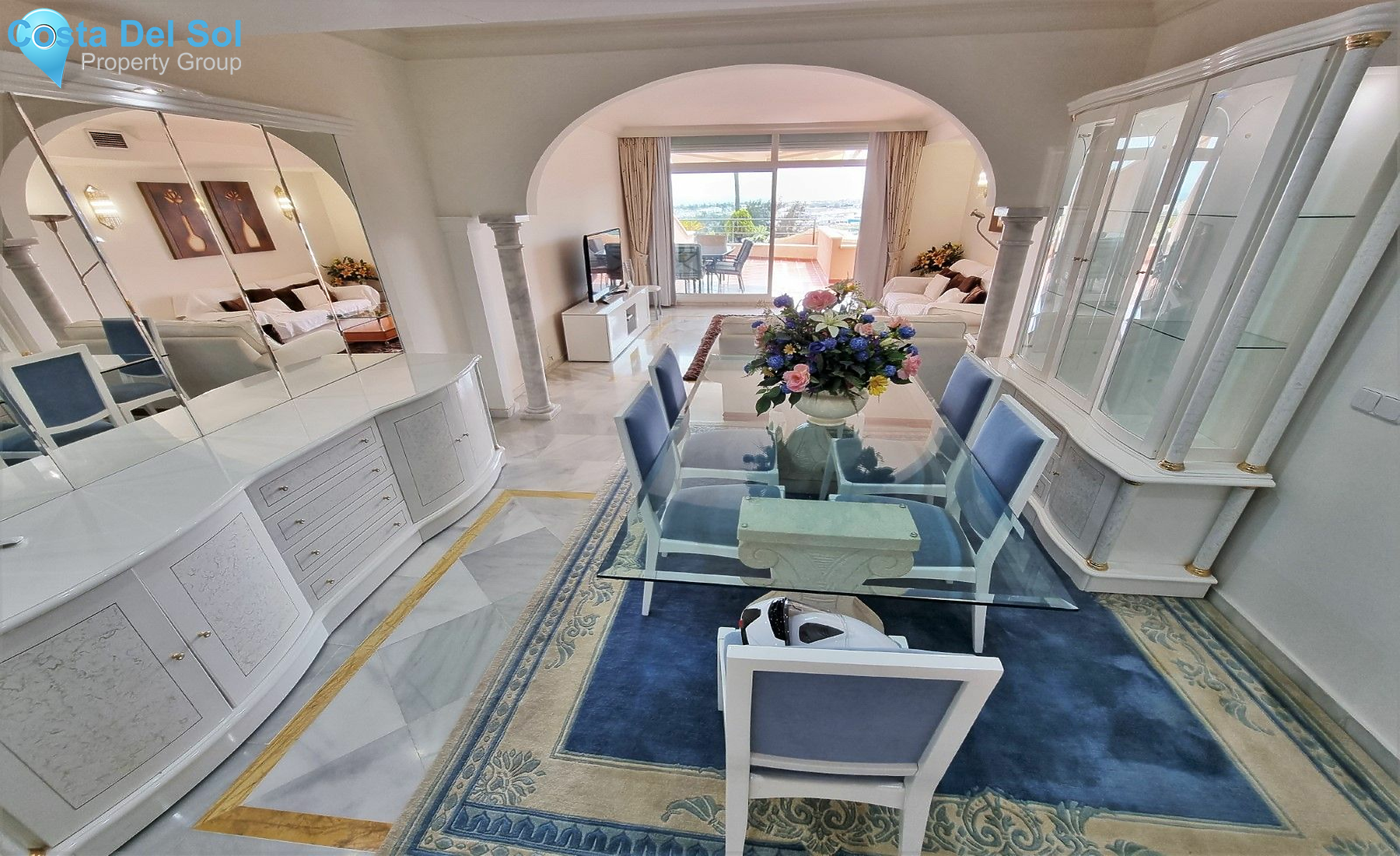 Middle Floor Apartment in Nueva Andalucía-1140099