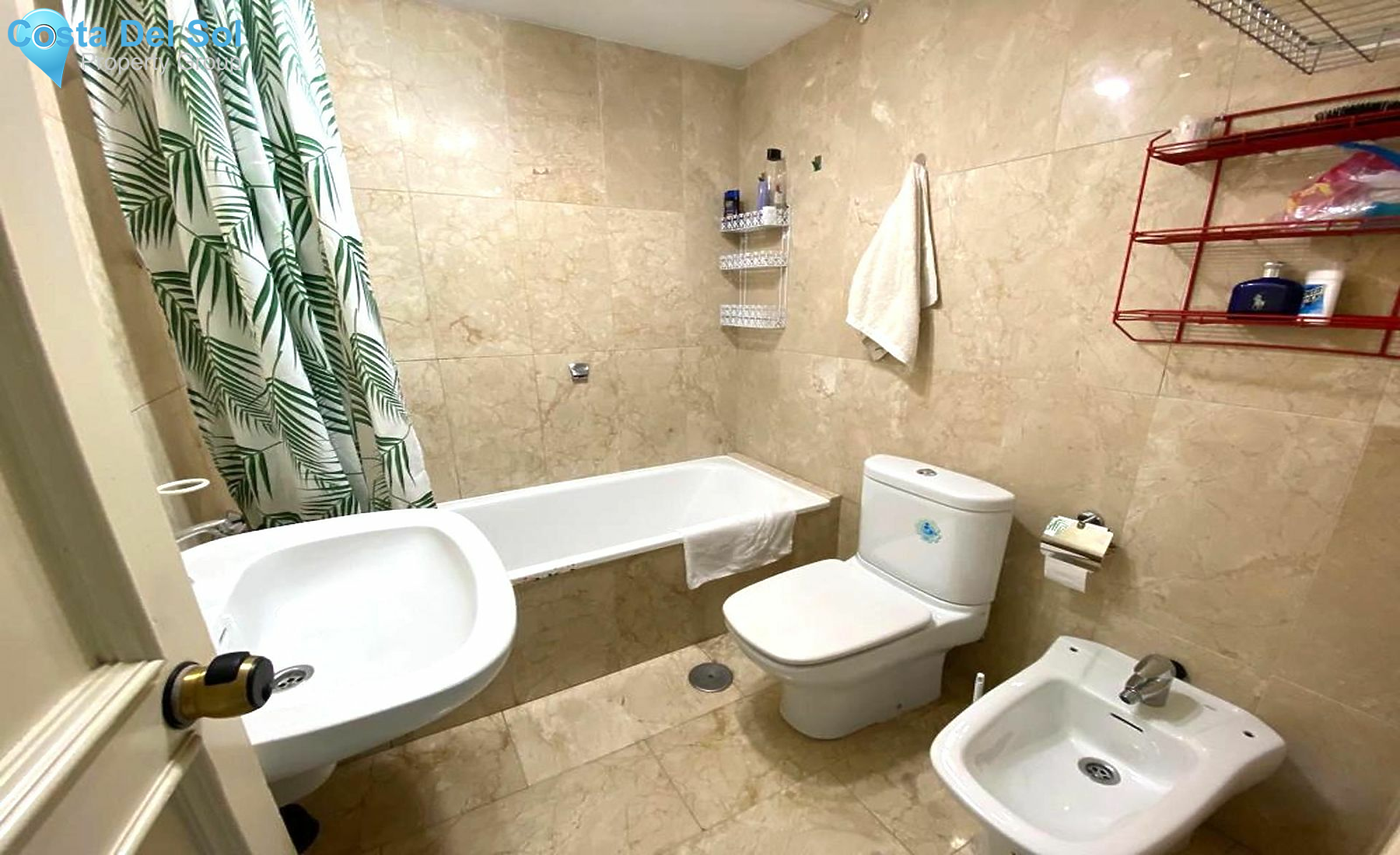 Middle Floor Apartment in Nueva Andalucía-1147432