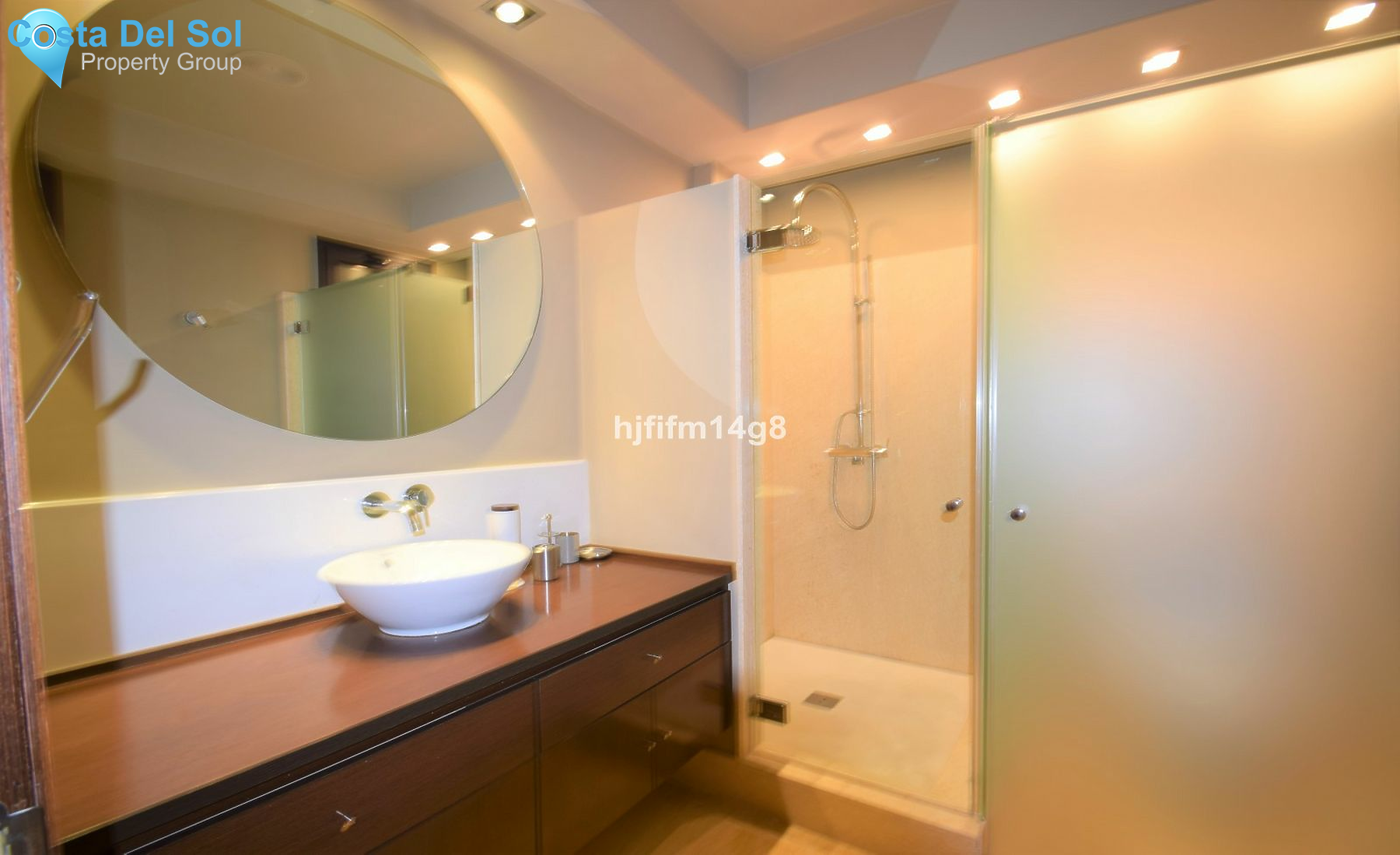 Middle Floor Apartment in Nueva Andalucía-1148488