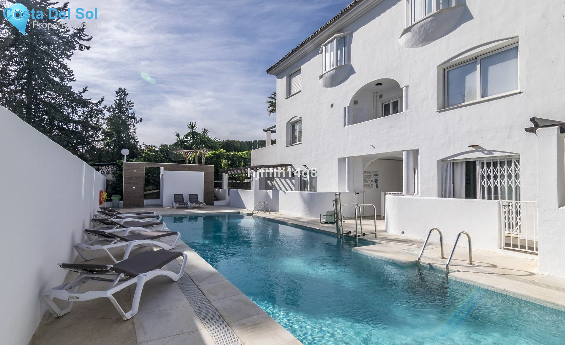 Middle Floor Apartment in Nueva Andalucía