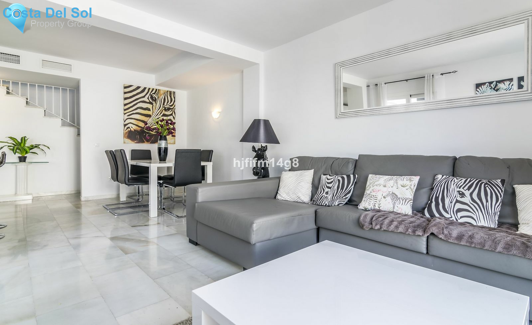 Middle Floor Apartment in Nueva Andalucía-1148526