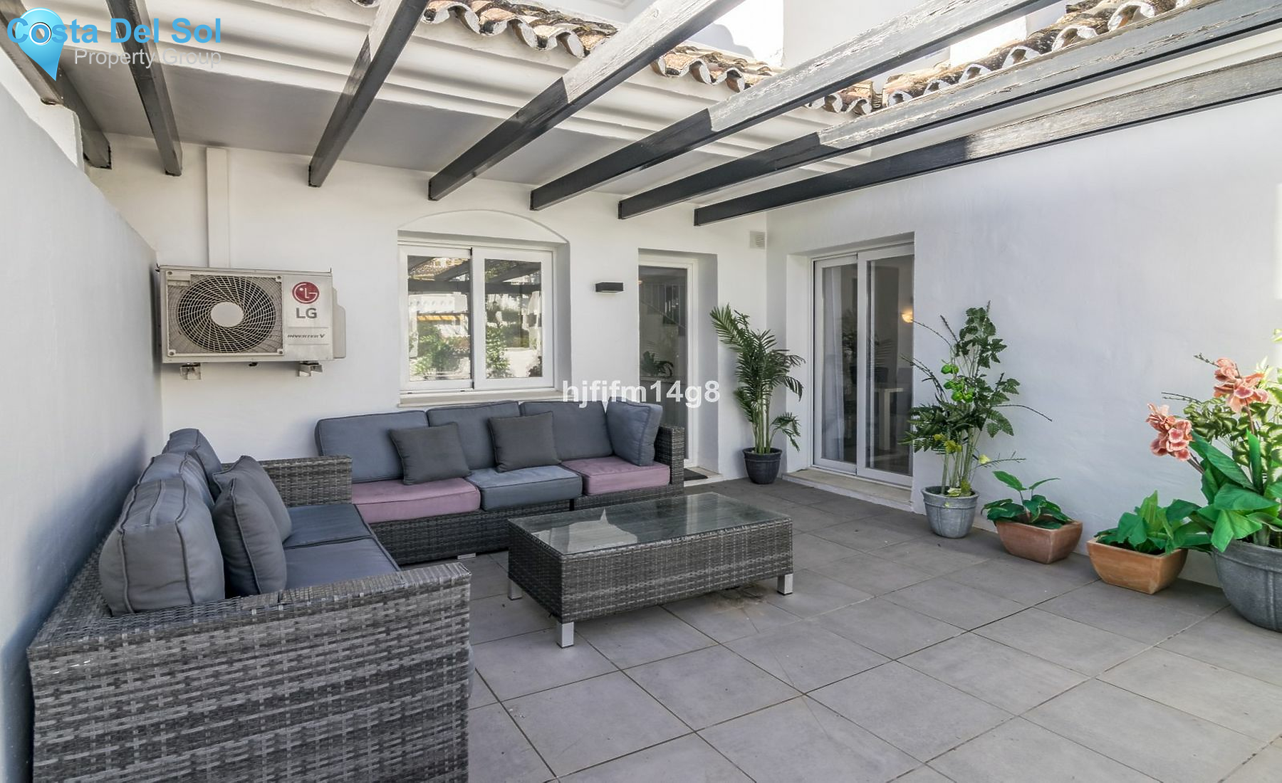 Middle Floor Apartment in Nueva Andalucía-1148527