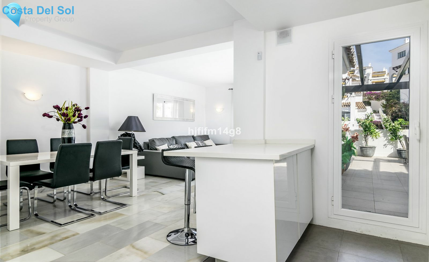 Middle Floor Apartment in Nueva Andalucía-1148519