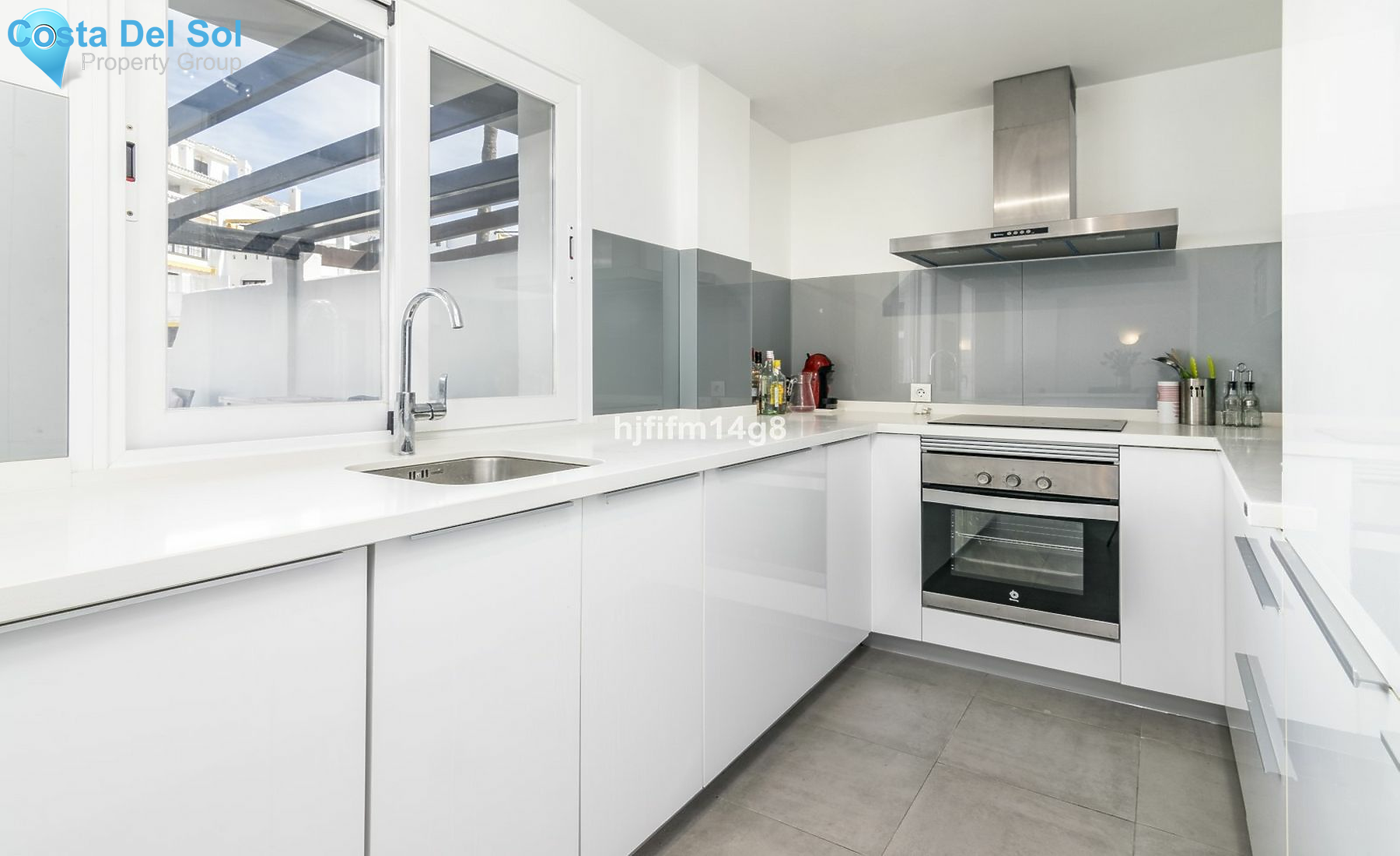 Middle Floor Apartment in Nueva Andalucía-1148520
